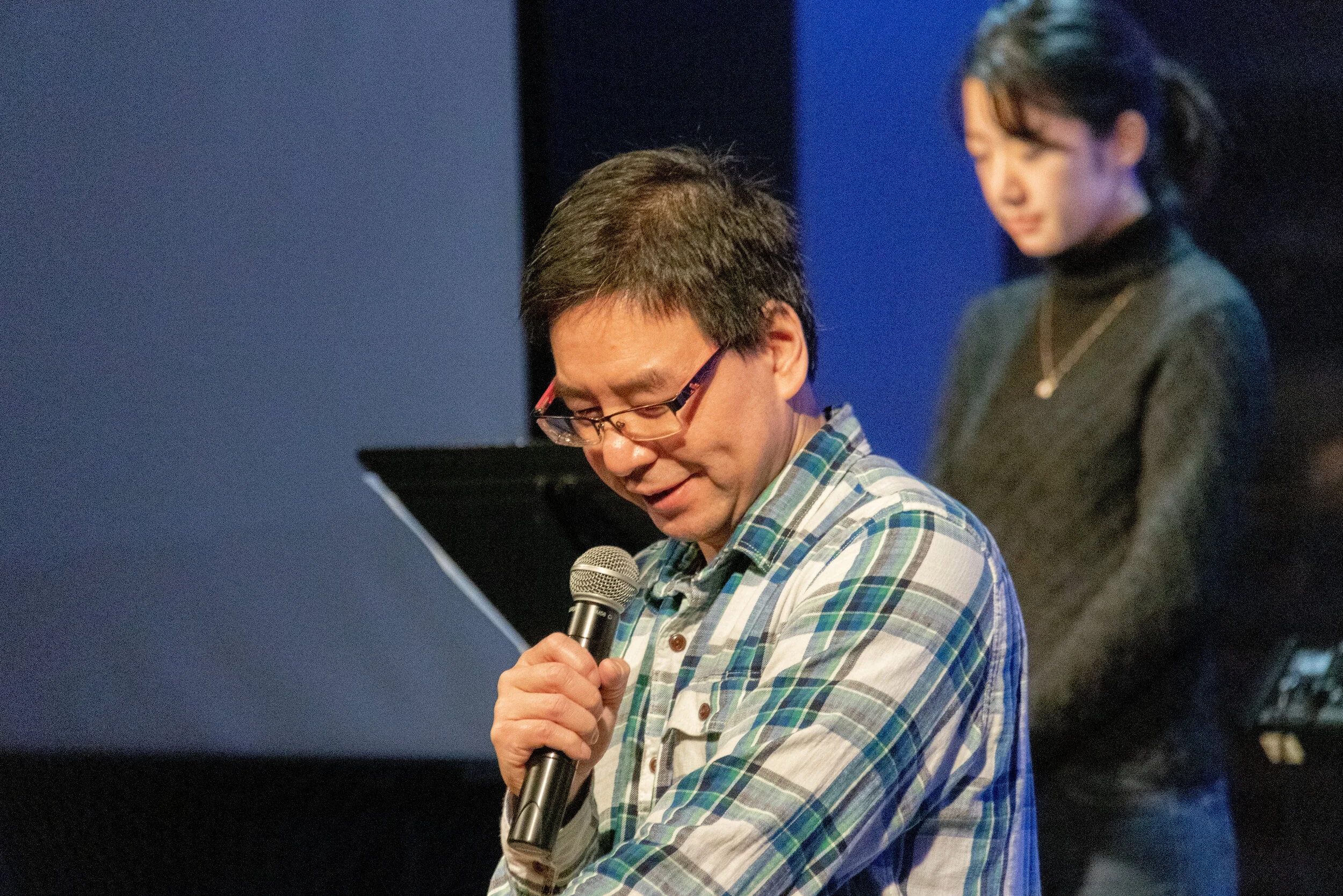 Pastor Ben praying for the global coronavirus situation
