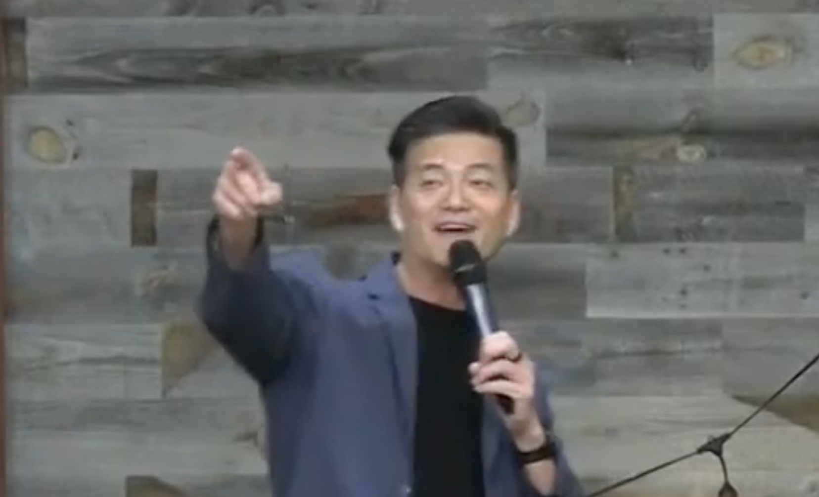 The Spirit of generosity 甘心樂意中的滿足