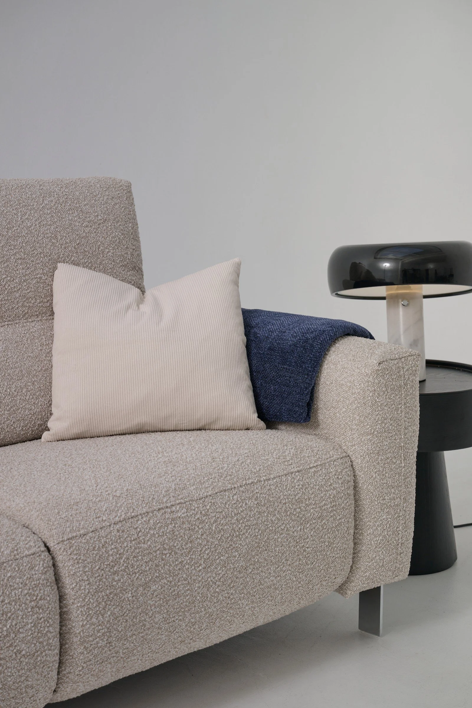 enzo-2-seater-motion-recliner_15410.jpg