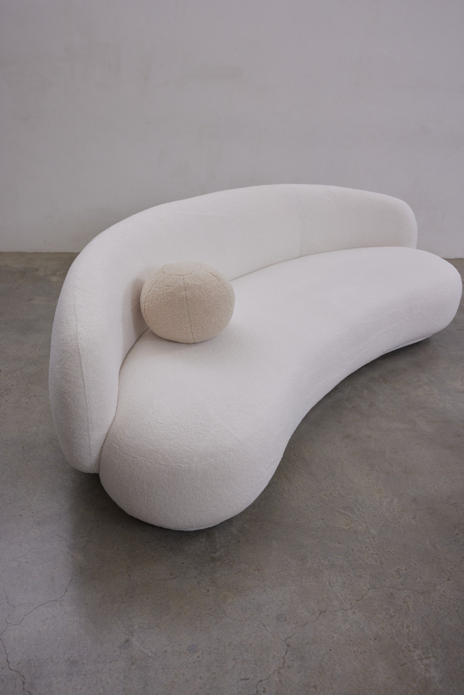 maison-3-seater_S3-0379.jpg