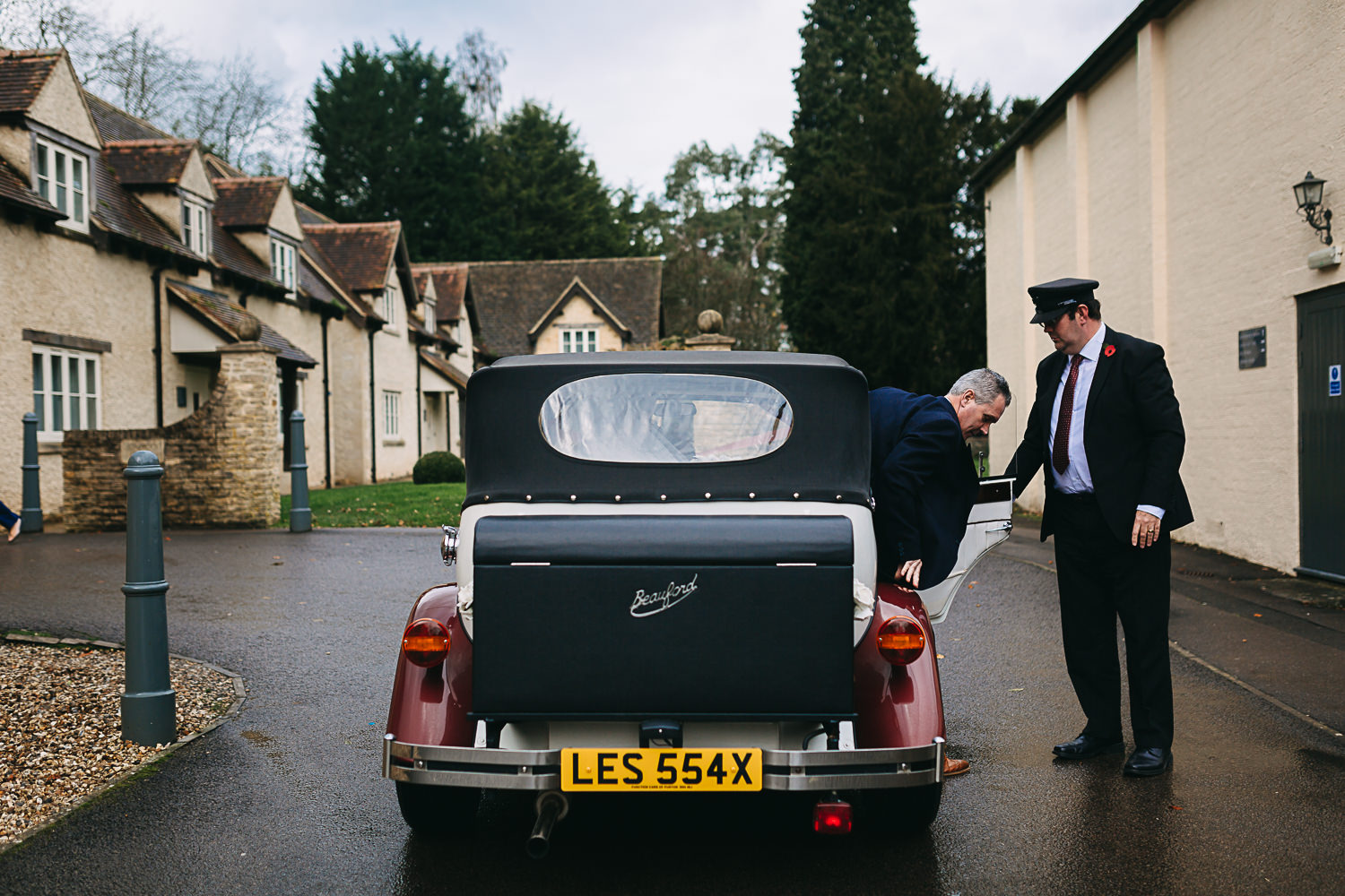 S&D | Hare and Hounds Tetbury Wedding Photography-28.JPG