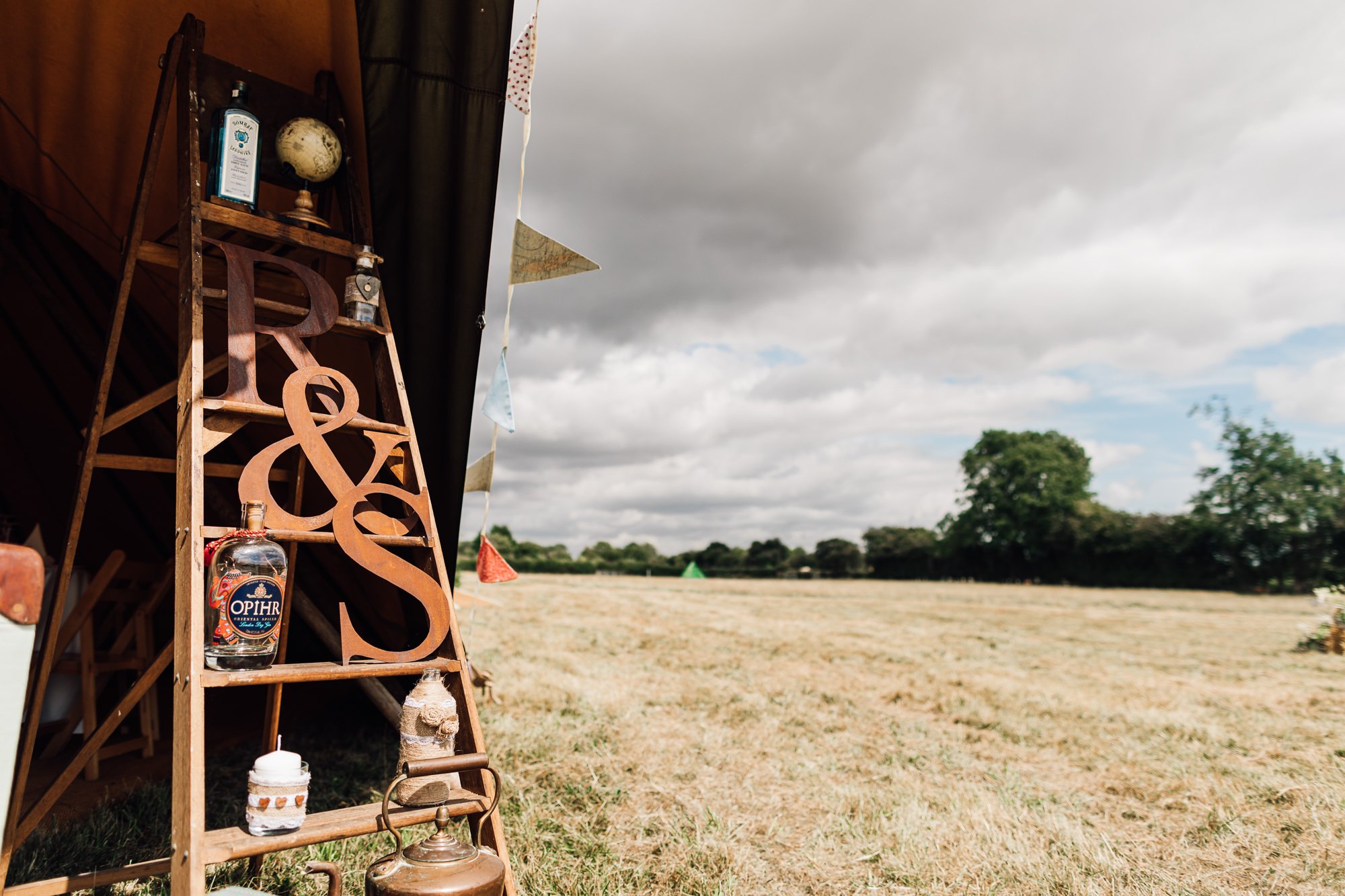 RS TIPI WEDDING PHOTOGRAPHY-16.JPG