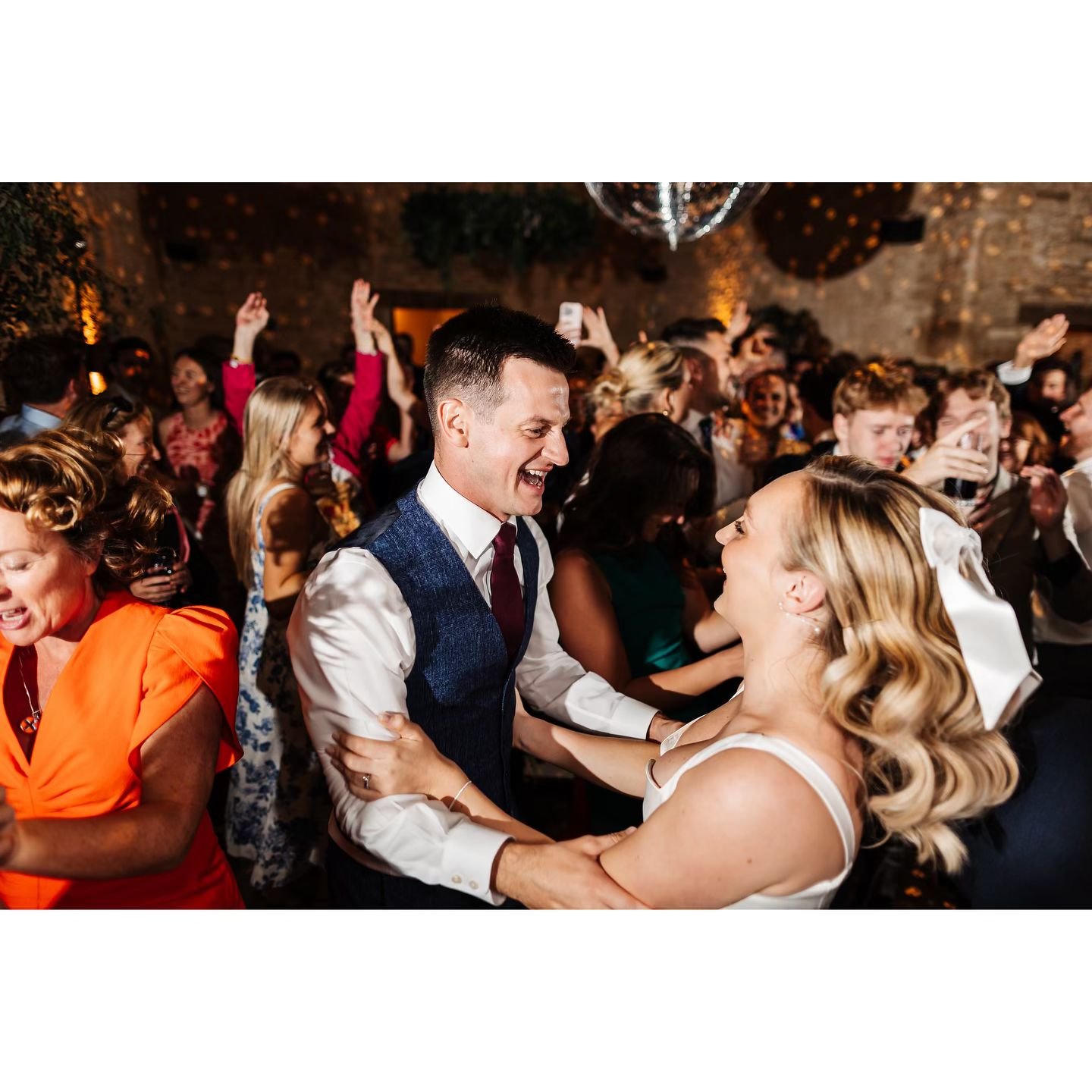 It&rsquo;s the freakin&rsquo; weekend 🕺🏻

#yardspaceevents #oldgorebarn #dancelikenooneiswatching