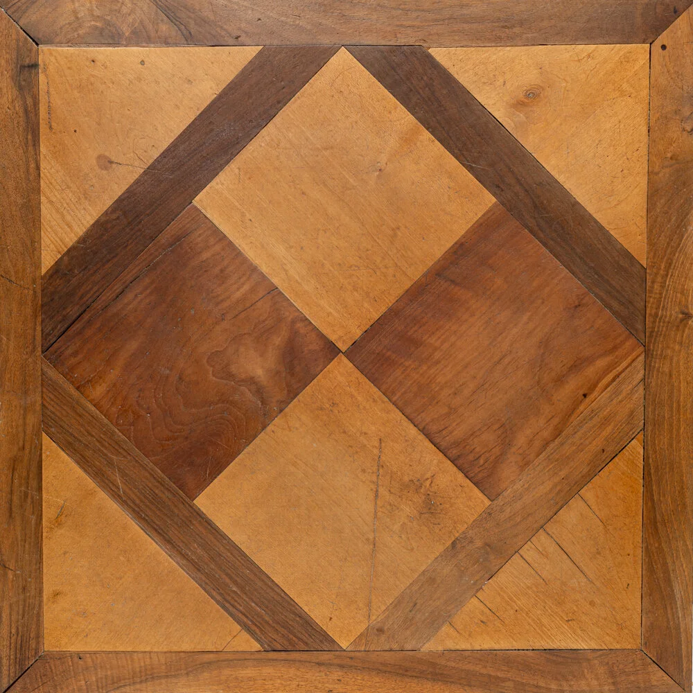 AP18035_gr2.jpg