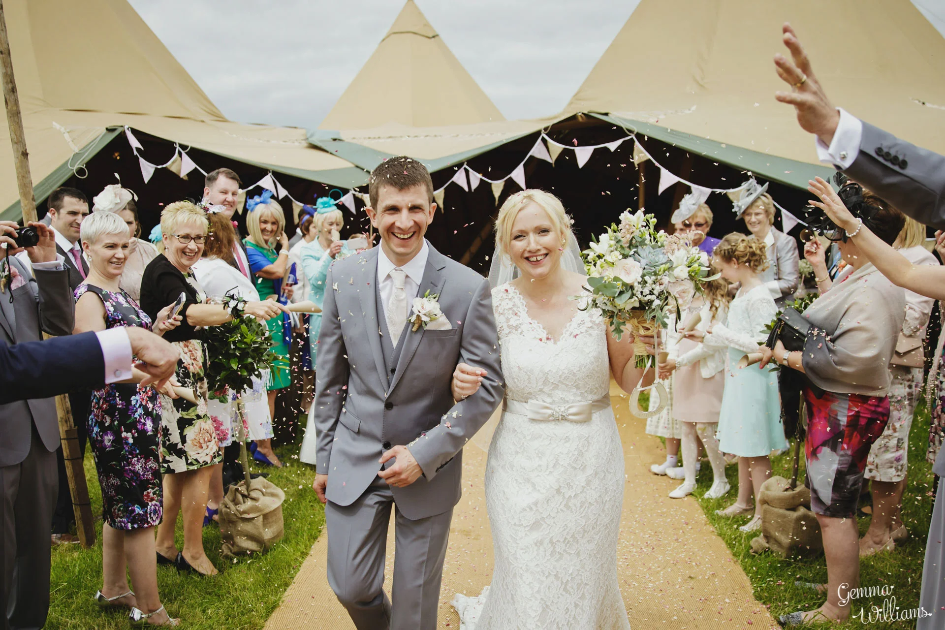 2017-WEDDING-portfolio-gemmawilliamsphotography_460.jpg