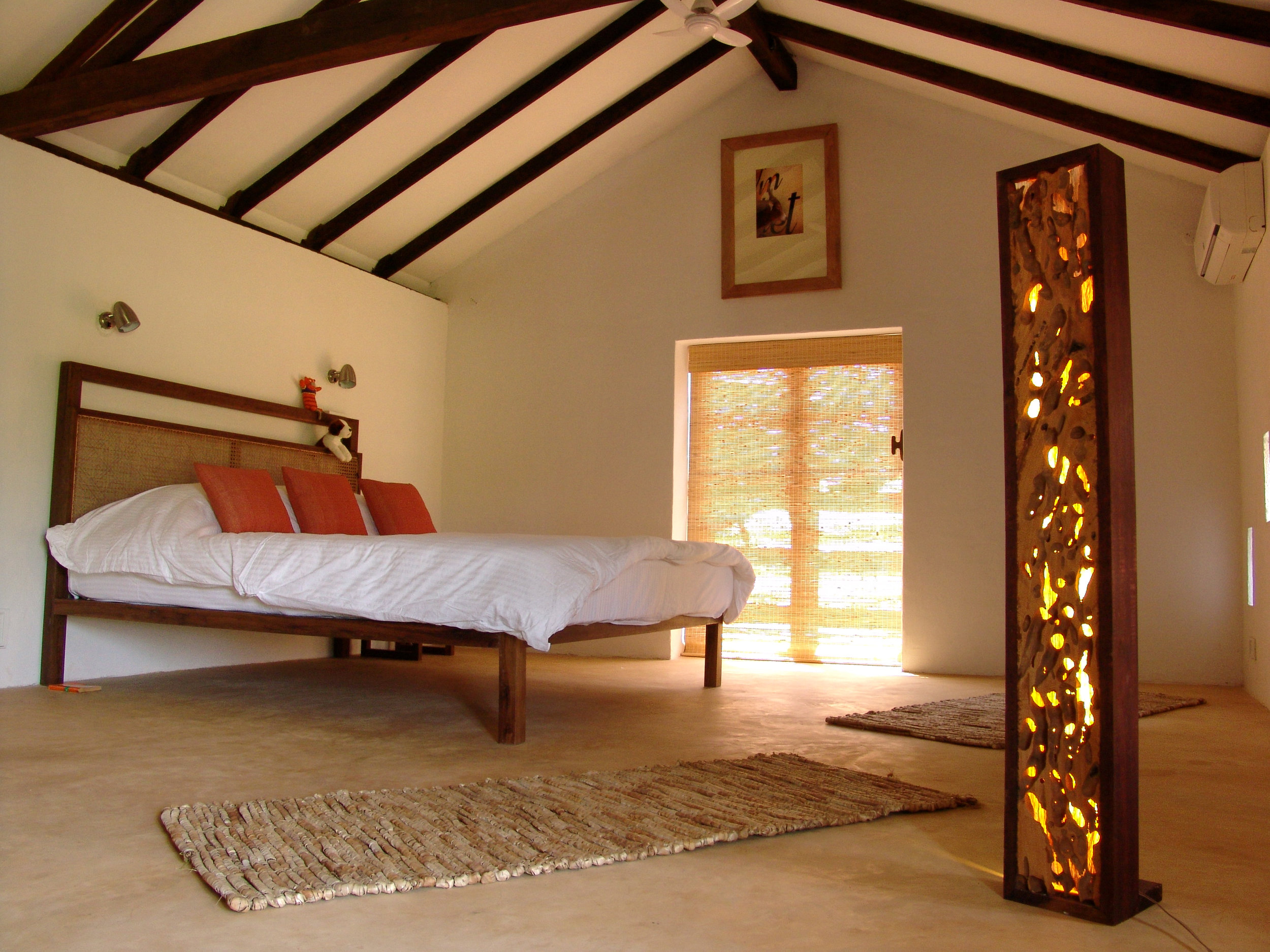 Poilo Gor Bedroom.jpg