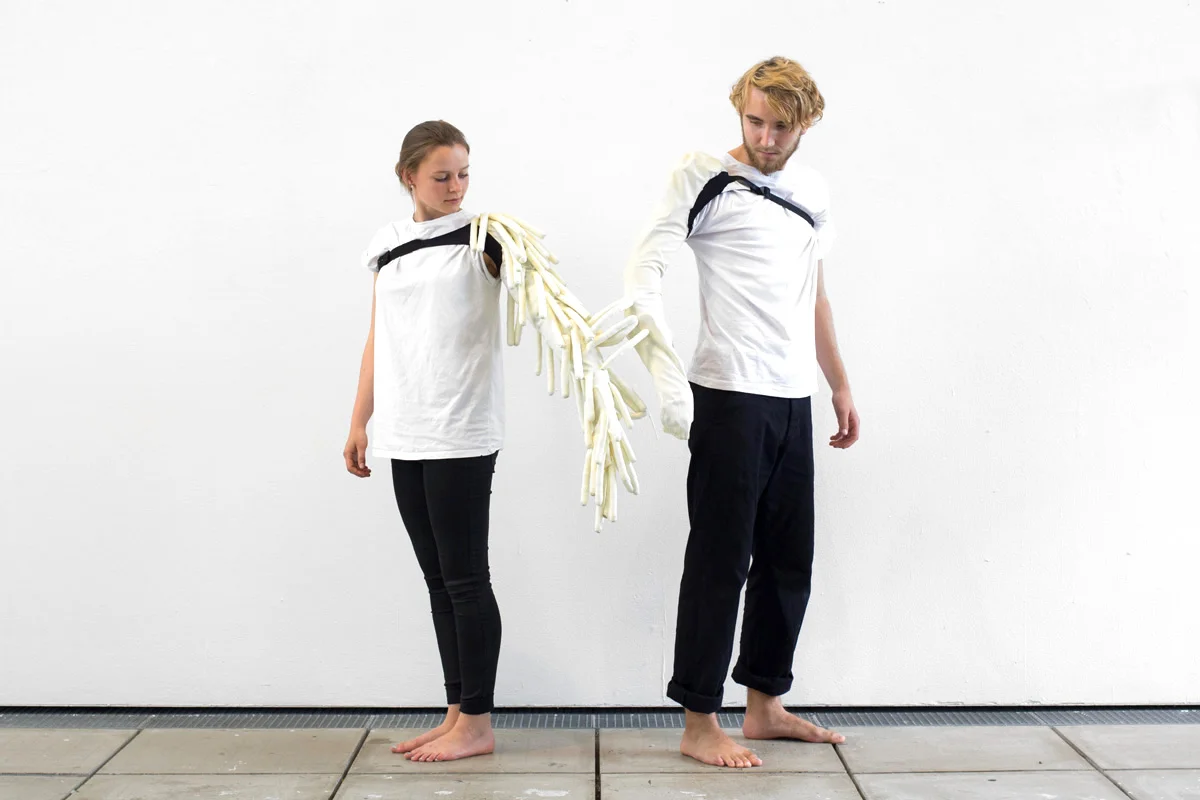 Phase 4 - Hybride - konfrontatives Experiment Autoren: Batuhan Gugeler & Lea Wiedemann Photo: J. Cafuk / Y. Kaiser