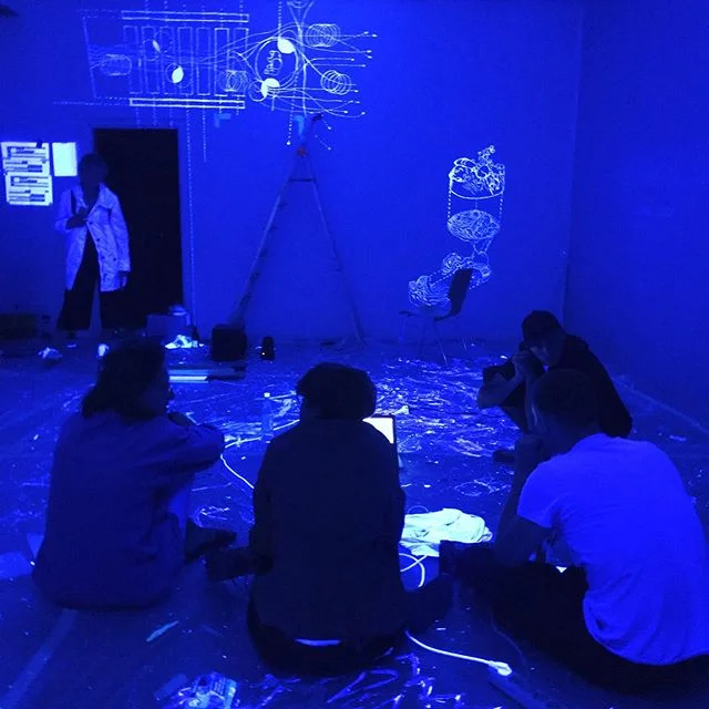 Amazing exhibition by our students at #rundgang2019 – #blacklightdrawing #firstyearuni #exhibitiondesign @abkstuttgart @arch_abkstuttgart #