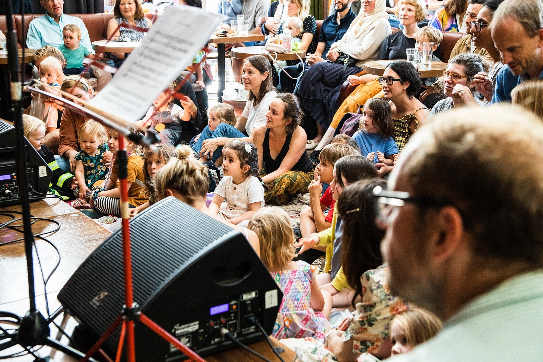 019TotsTunes_Jamboree (lovely crowd attentive).jpg