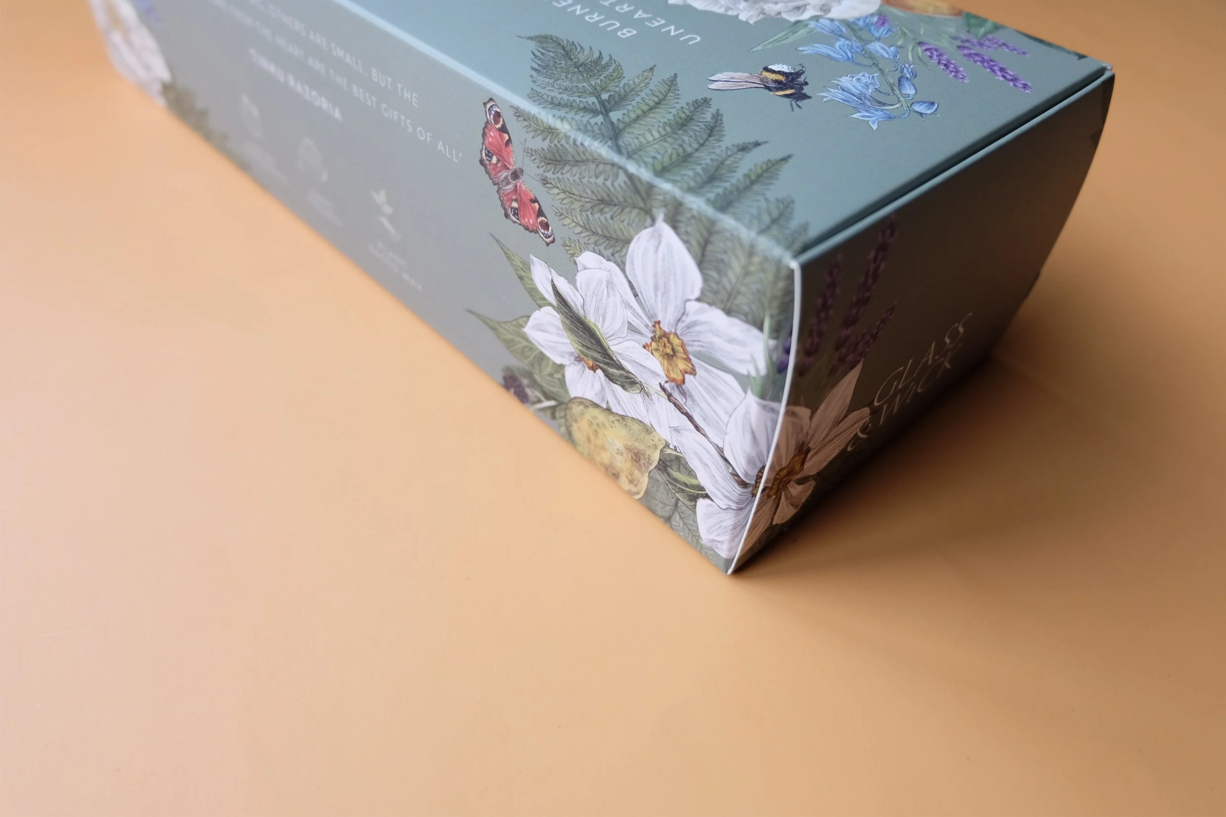 Glass & Wick Burner and wax melt unearthing collection gift box illustrations