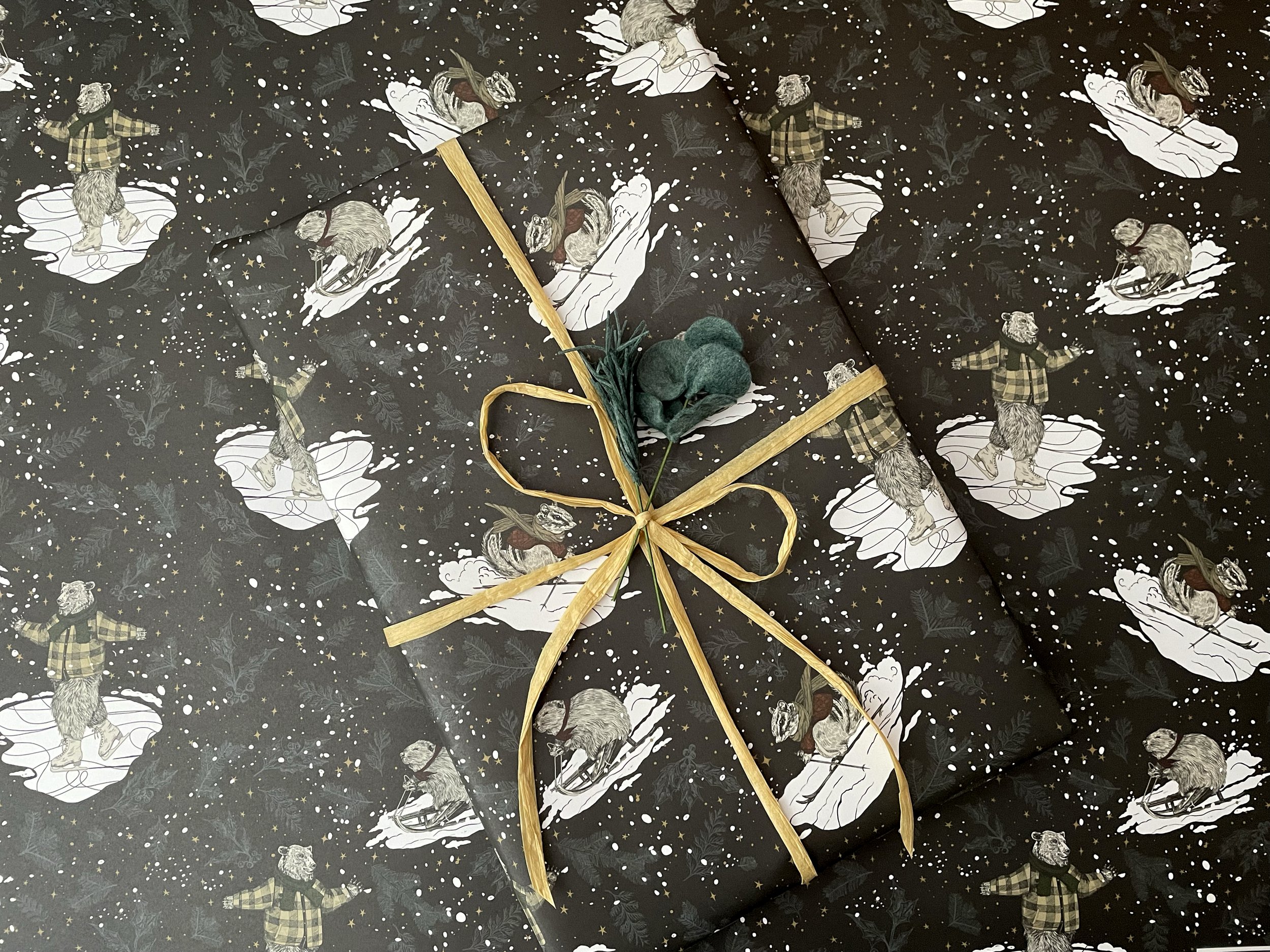 dashing through the snow wrapping paper 5.jpg