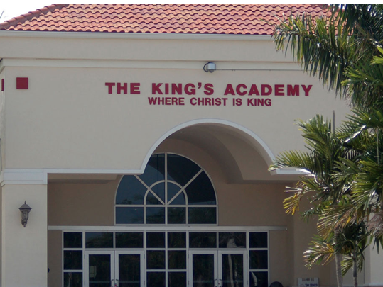 Trunk Show at The King's Academy