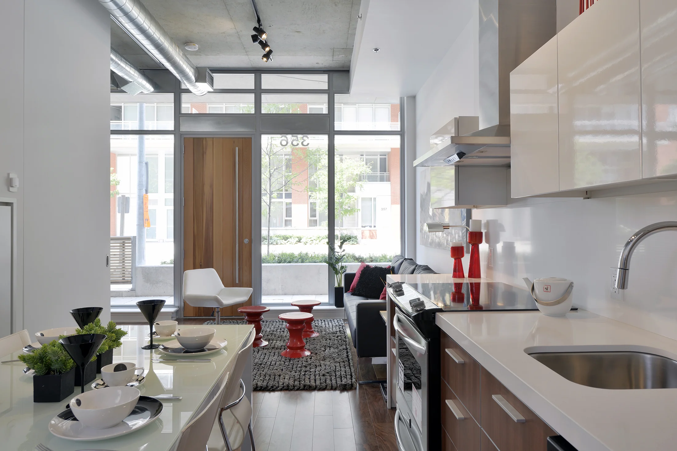 InteriorSlideshow_Central2.jpg