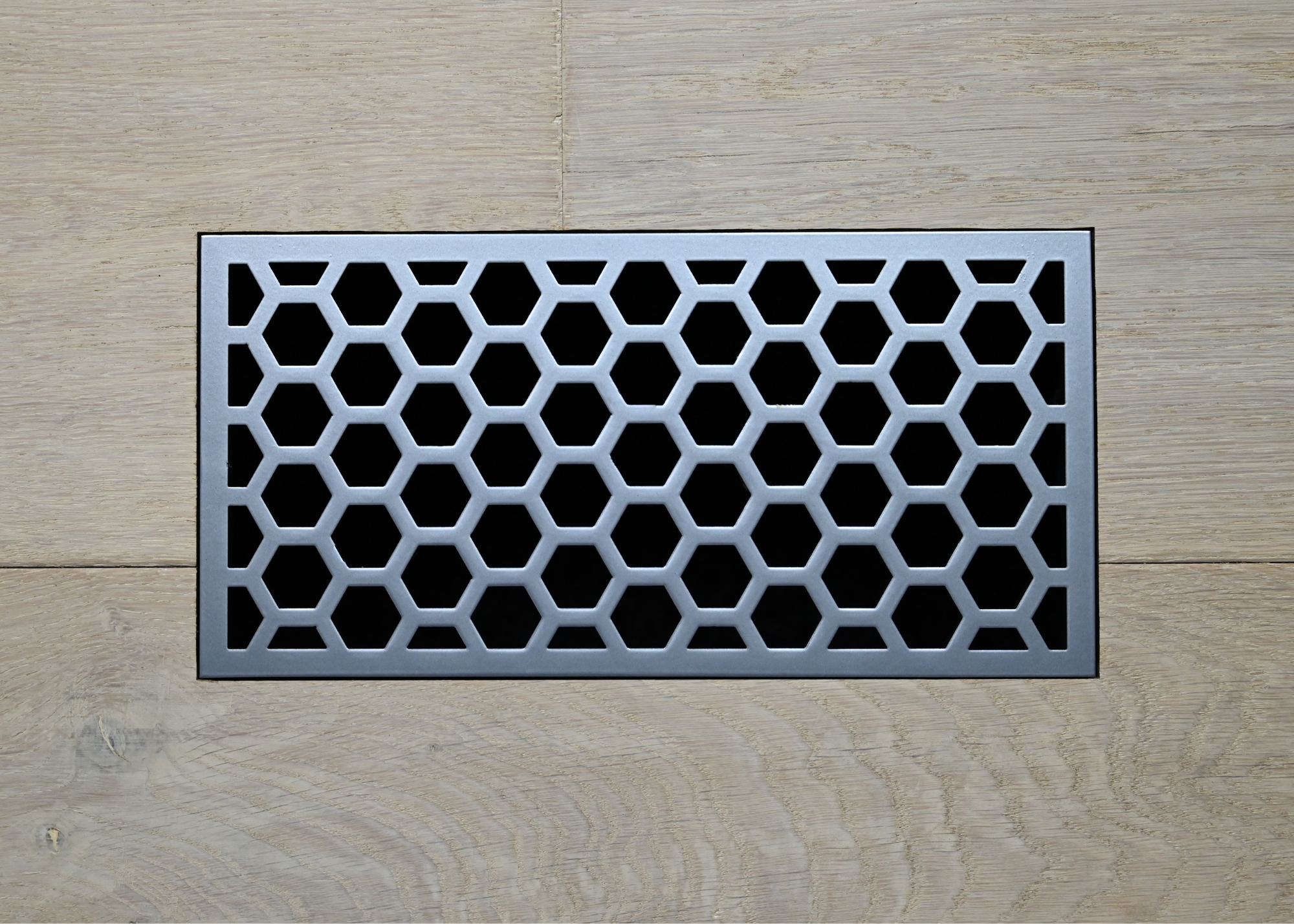 Honeycomb - GLOSS SILVER (1).png