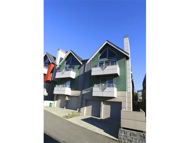 3823 Interlake Ave N #A