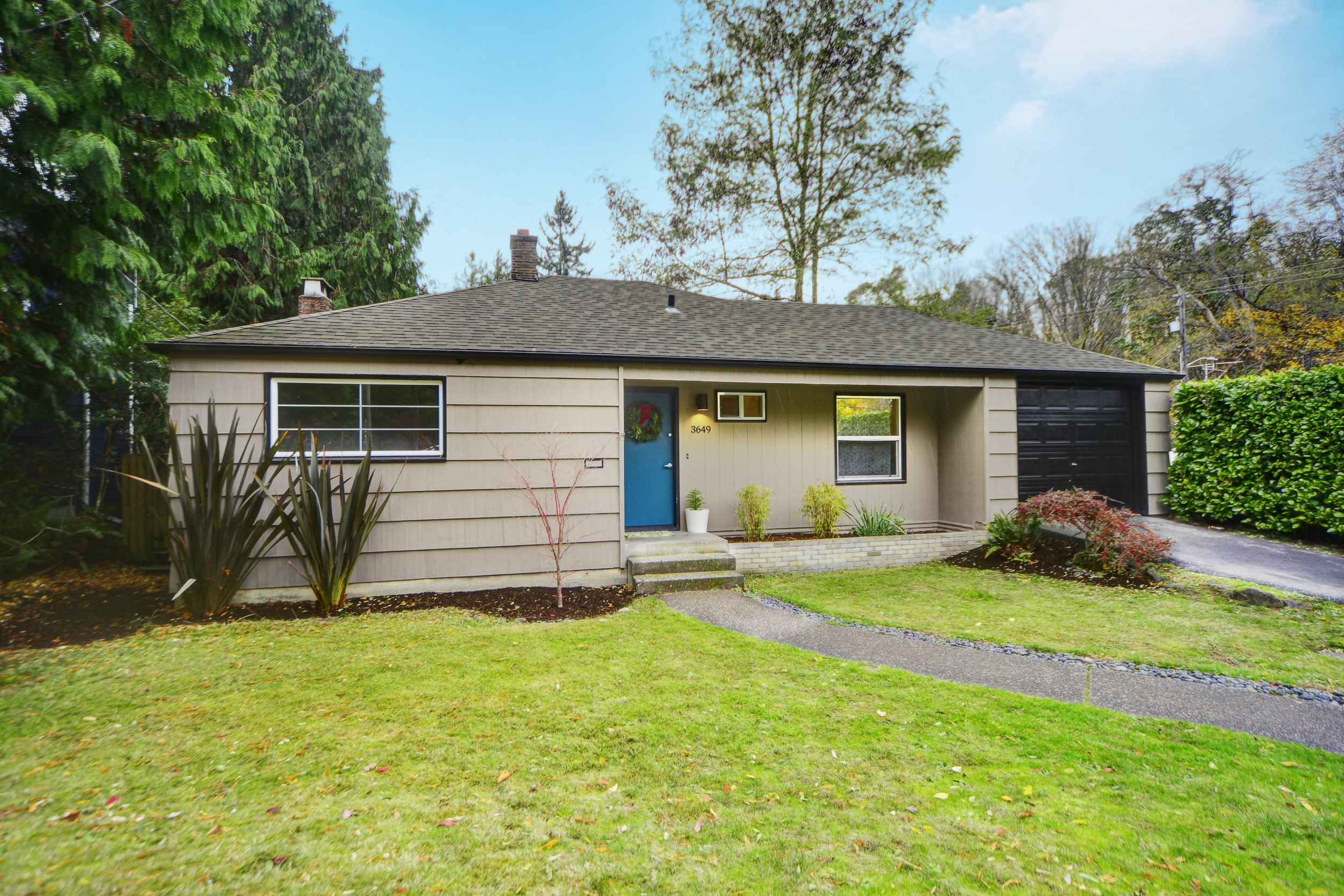 3649 39th Ave W