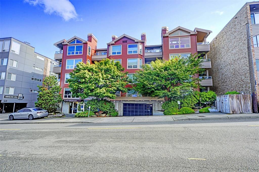 522 W Mercer Pl, #303