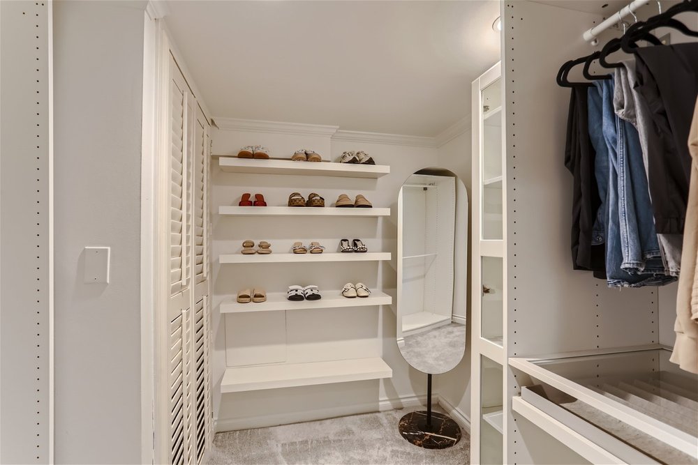 6850 46th Ave NE - Web Quality - 020 - 30 Lower Level Closet.jpg