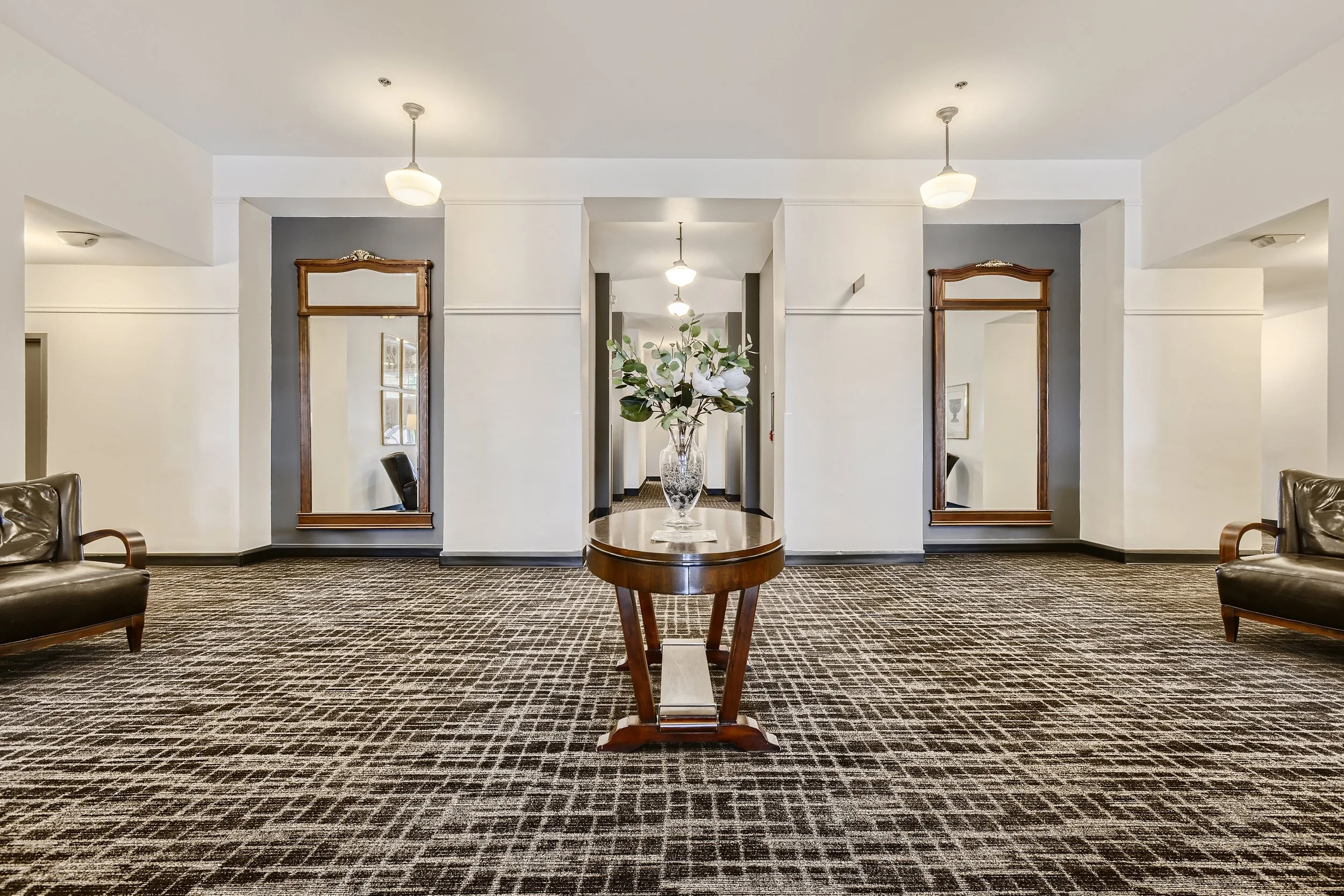 201 Galer St #163 - Print Quality - 004 - 07 Lobby.jpg