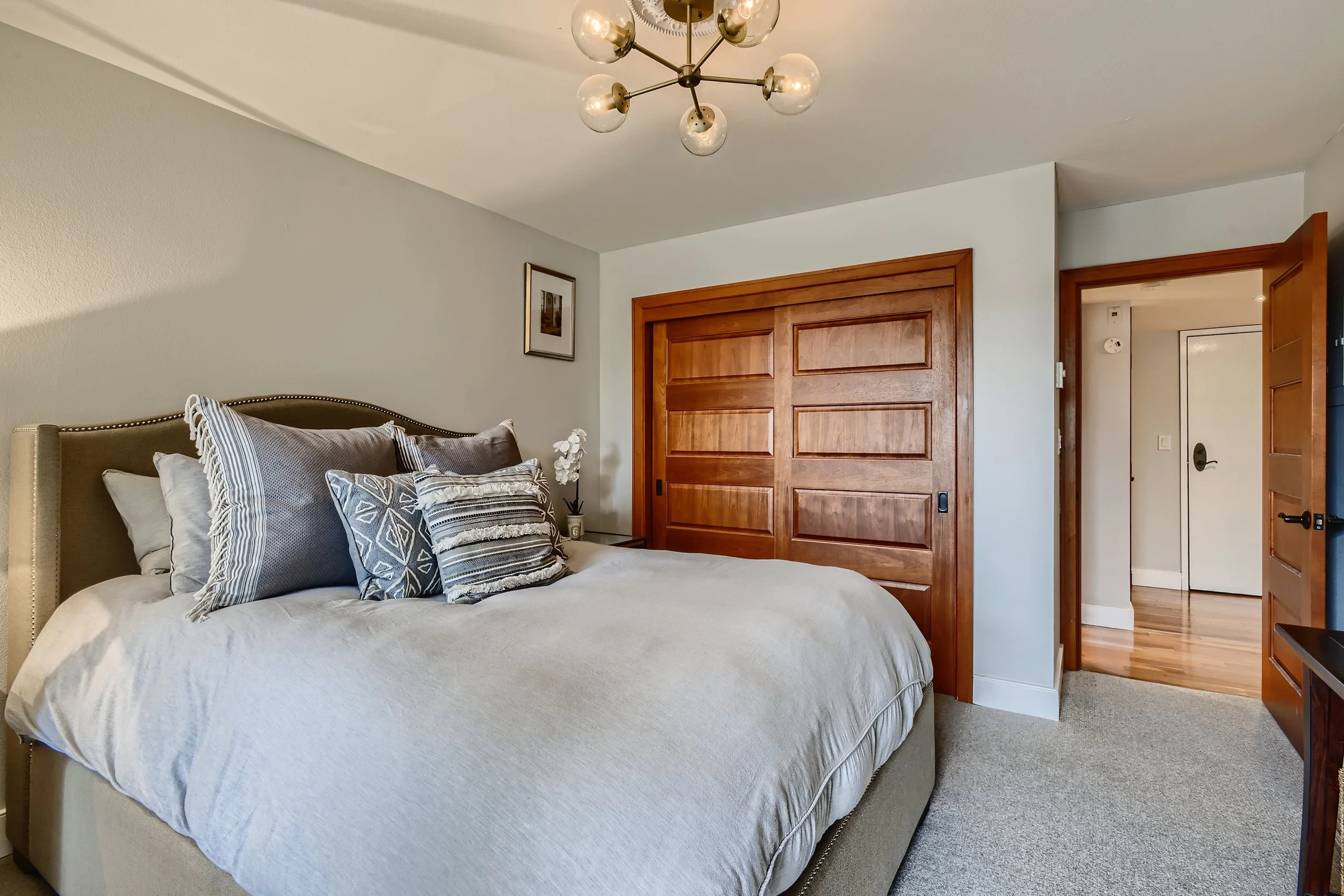 201 Galer St #163 - Print Quality - 017 - 31 Primary Bedroom.jpg