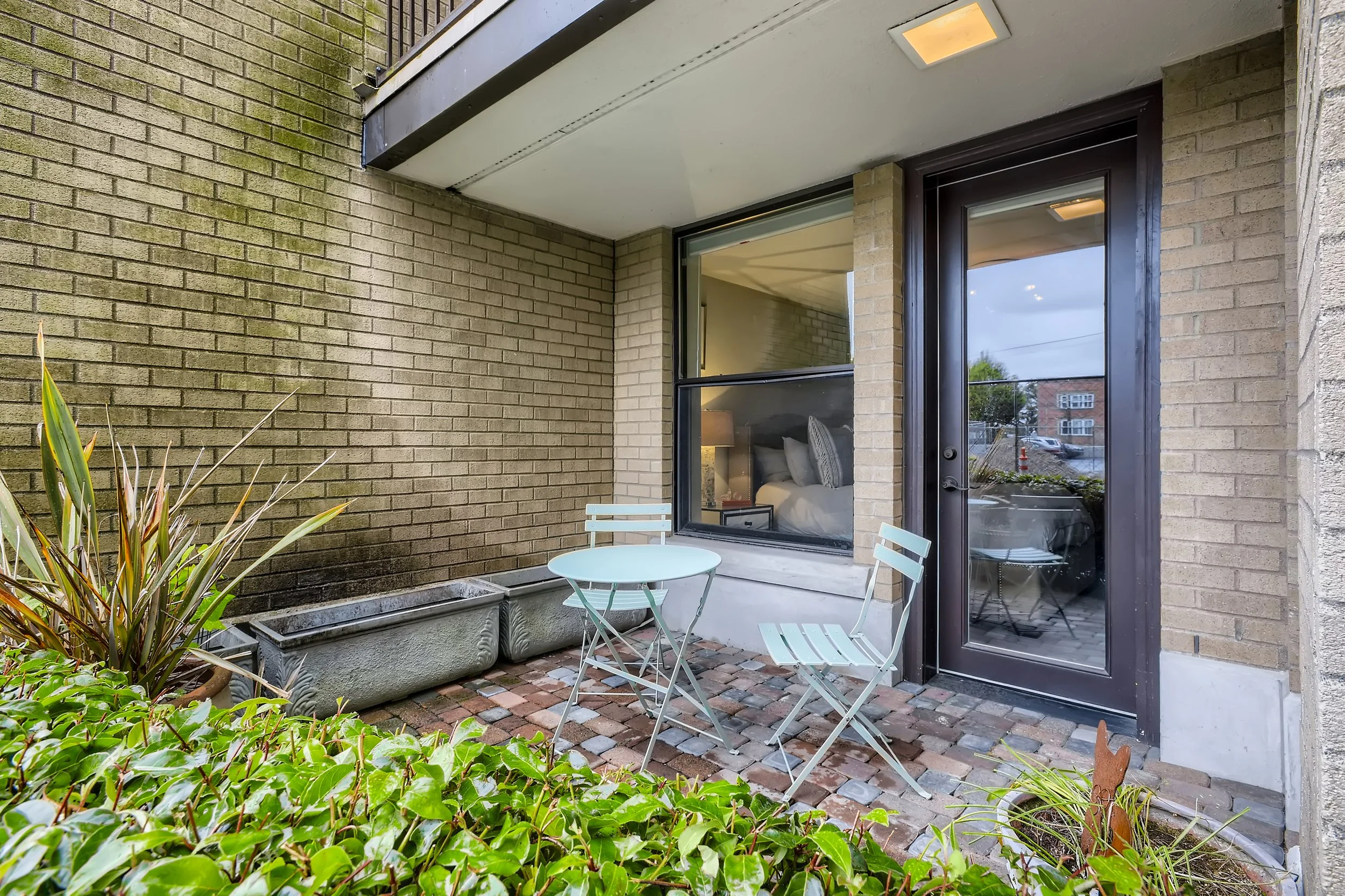 201 Galer St #163 - Print Quality - 023 - 40 Patio.jpg