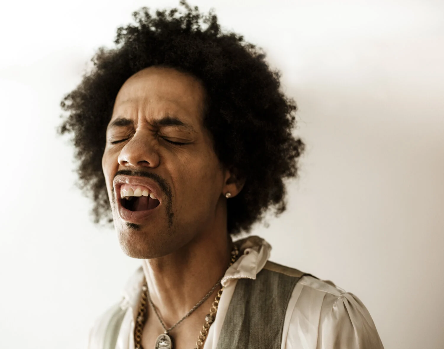 Hendrix-0185-Edit.jpg