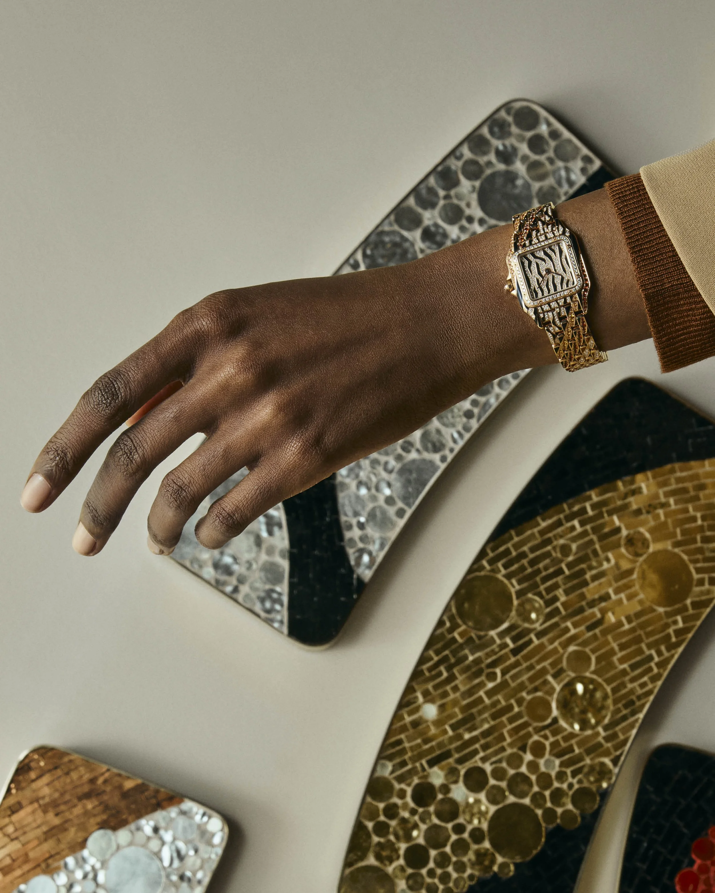 WATCHES_AND_WONDERS_2025_PELAGE_WRIST_F_24x30.jpg