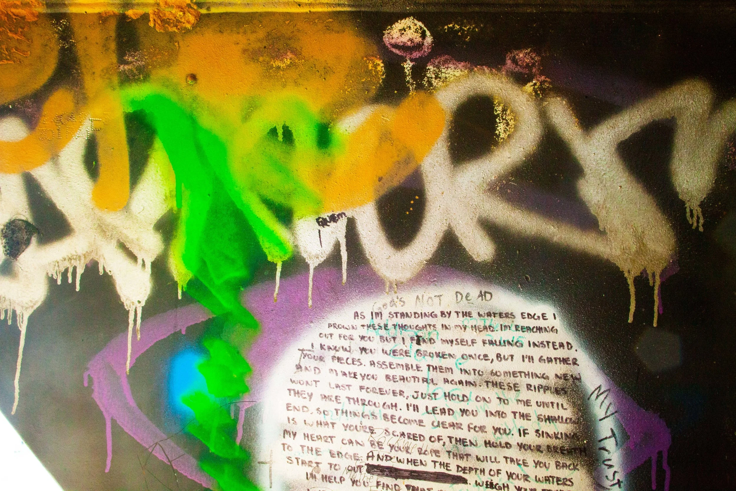 Bridge Grafitti