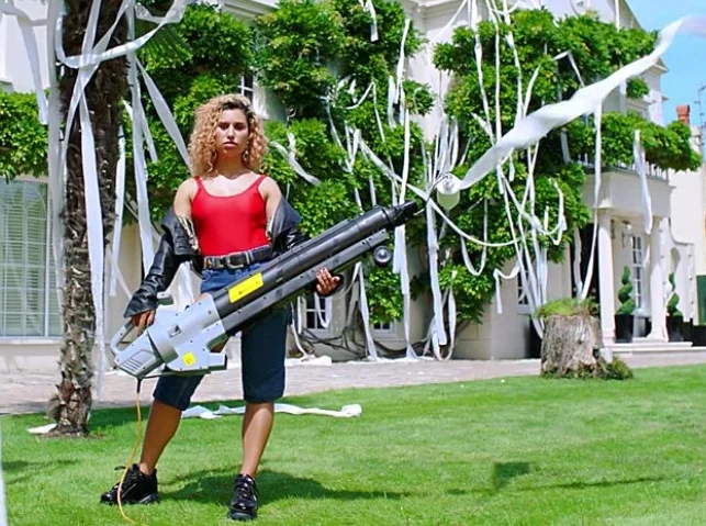 raye-seeks-revenge-in-friends-music-video-01.jpg