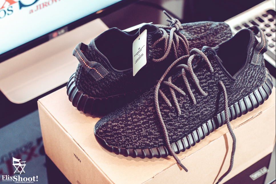HOT: Yeezy Boost 350