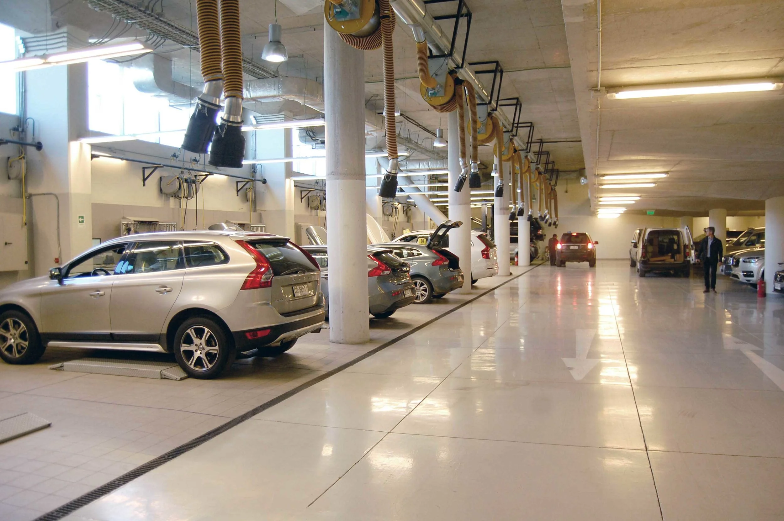 TALLER-VOLVO-01.jpg