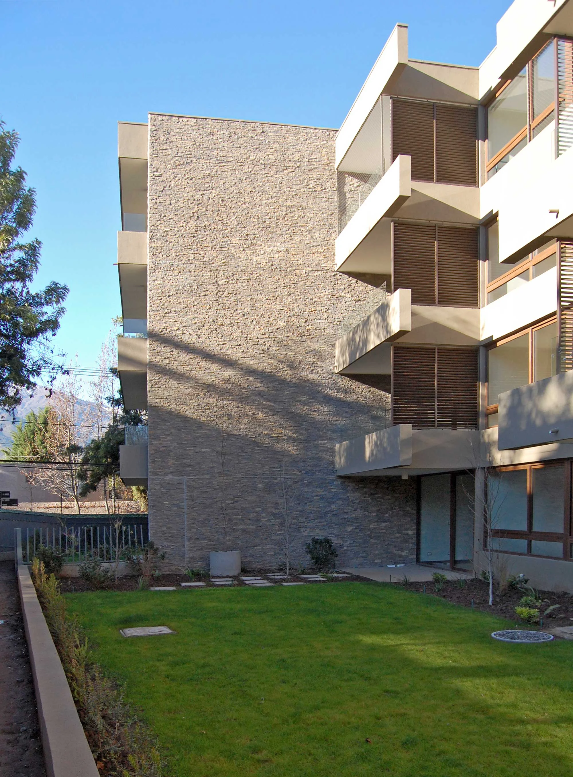 PATIO-FRENTE-02.jpg