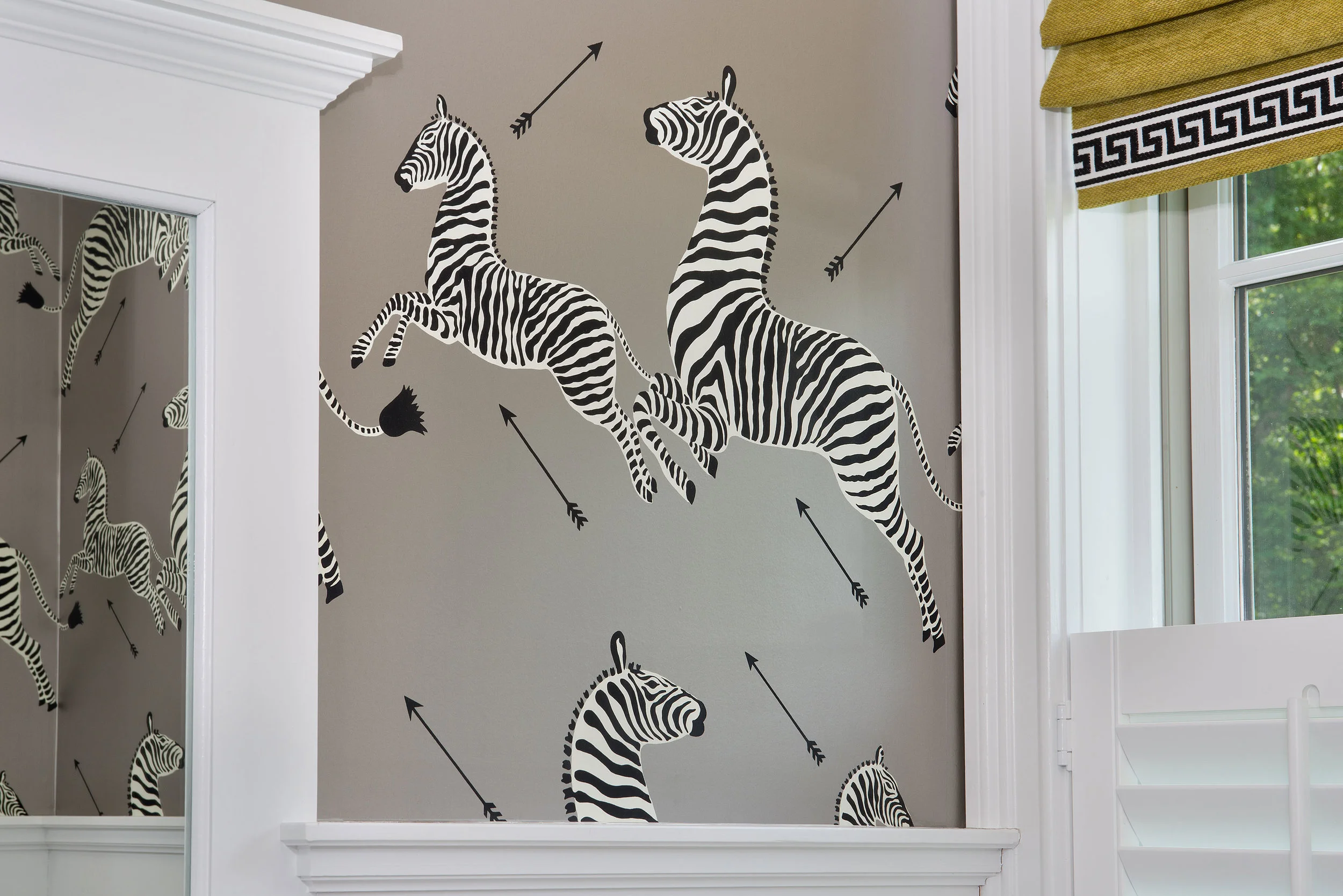 Parker-Powder-Room-1-DetailWEB.jpg