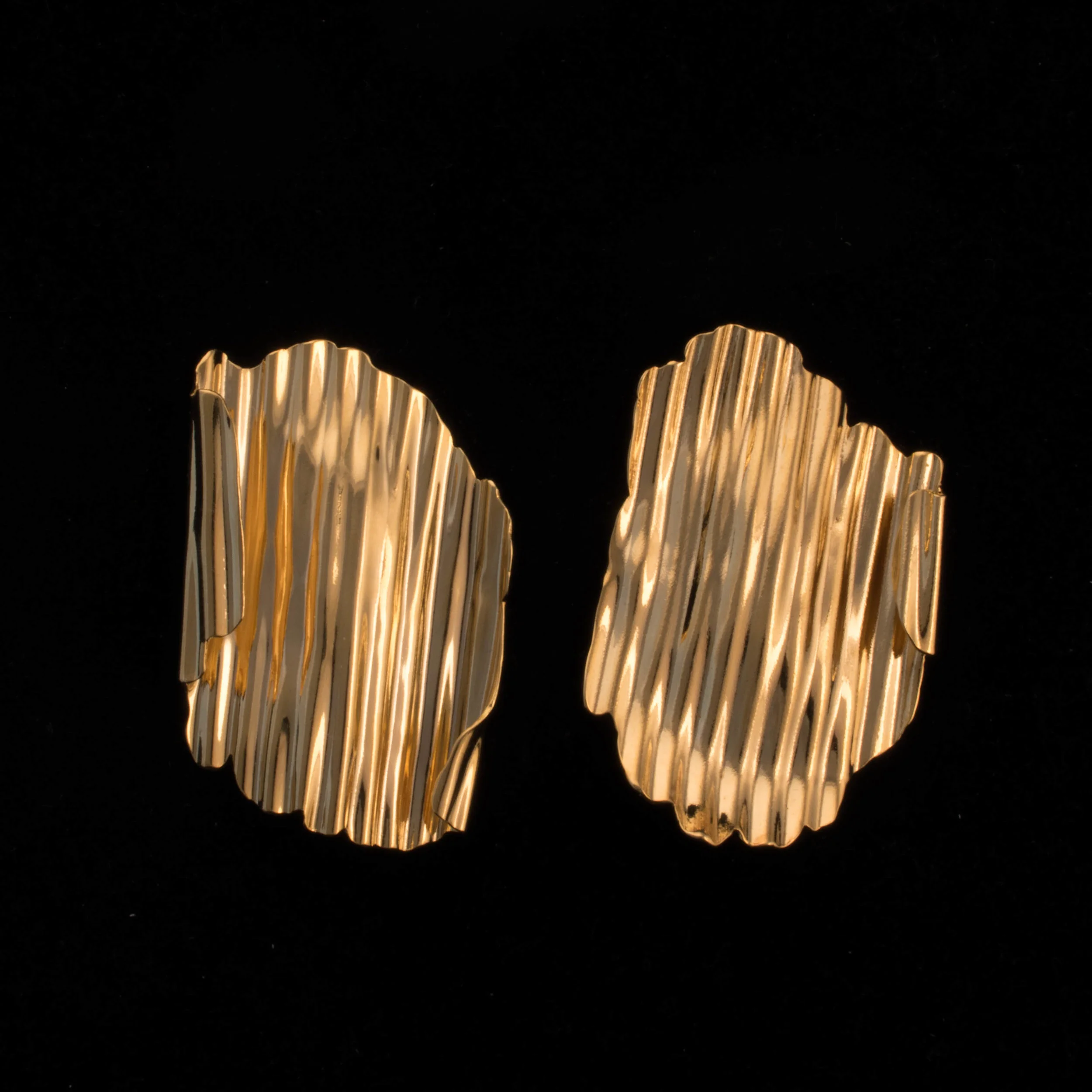 Large Tater Chip Studs