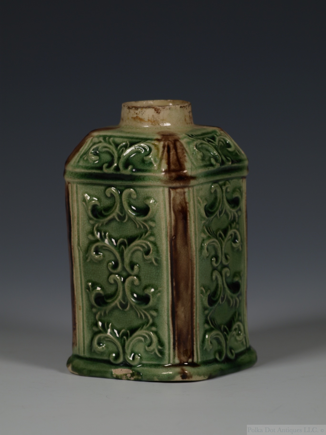 Staffordshire Whieldon-type Creamware Tea Caddy, c.1760, 4¼“.