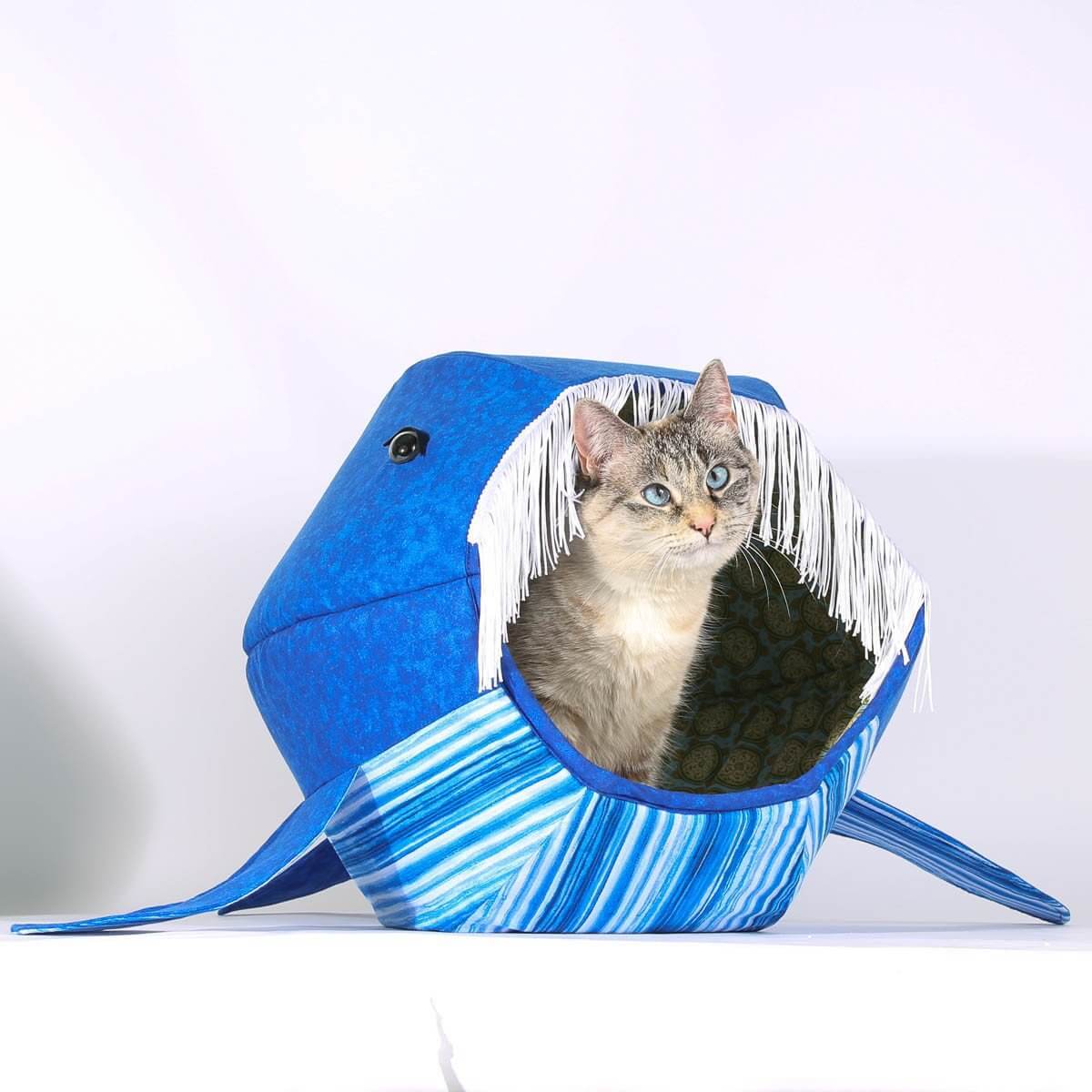 whale cat bed