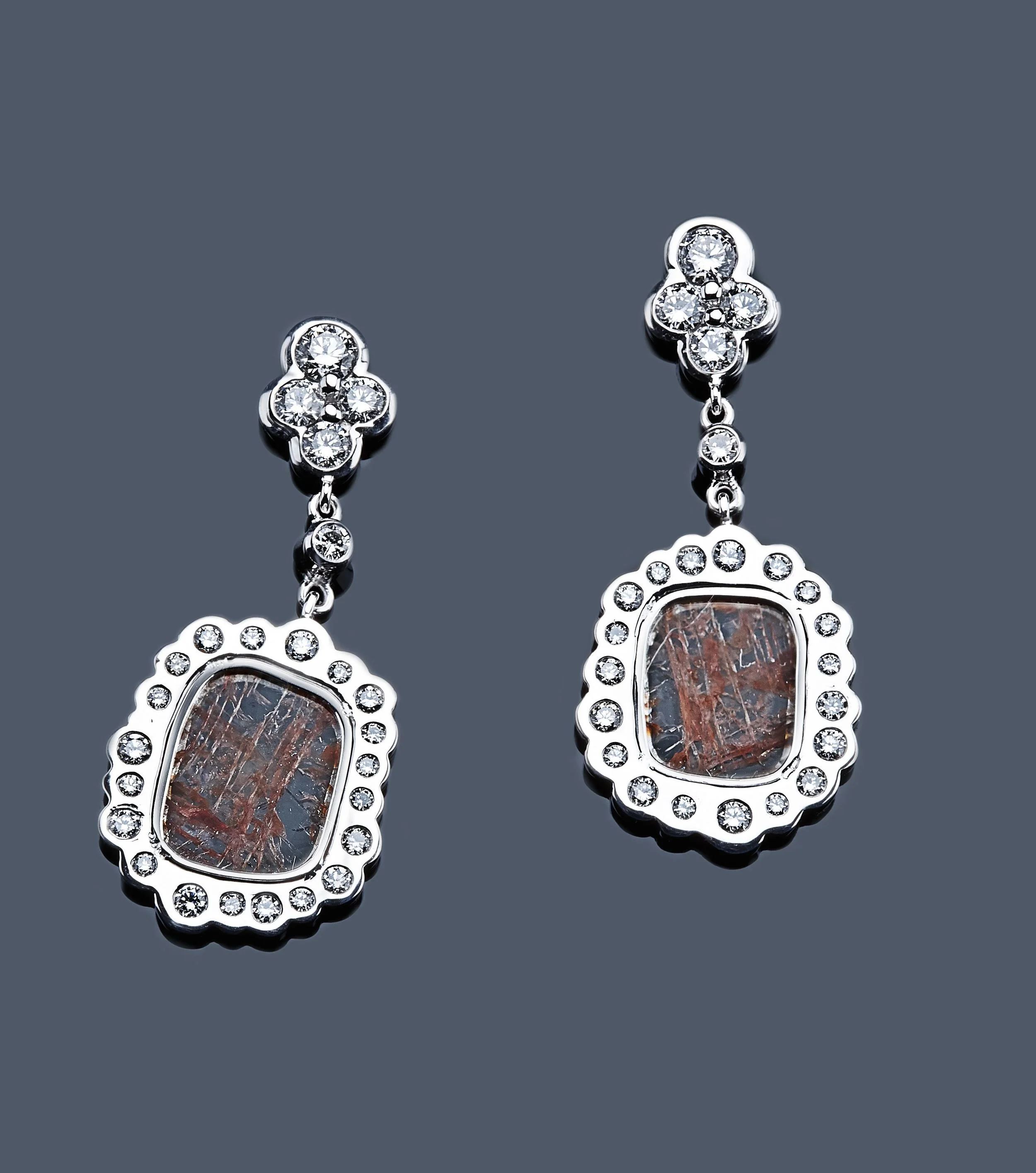 Earrings featuring finely sliced diamonds