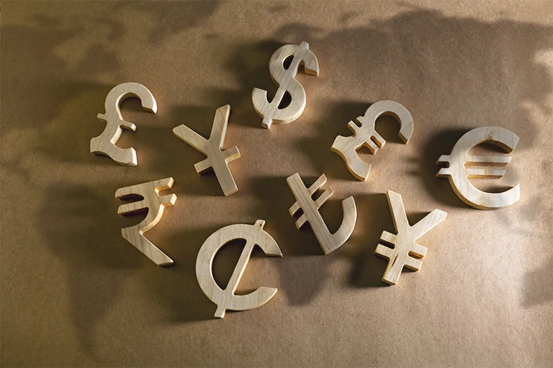 currencies-global.jpg