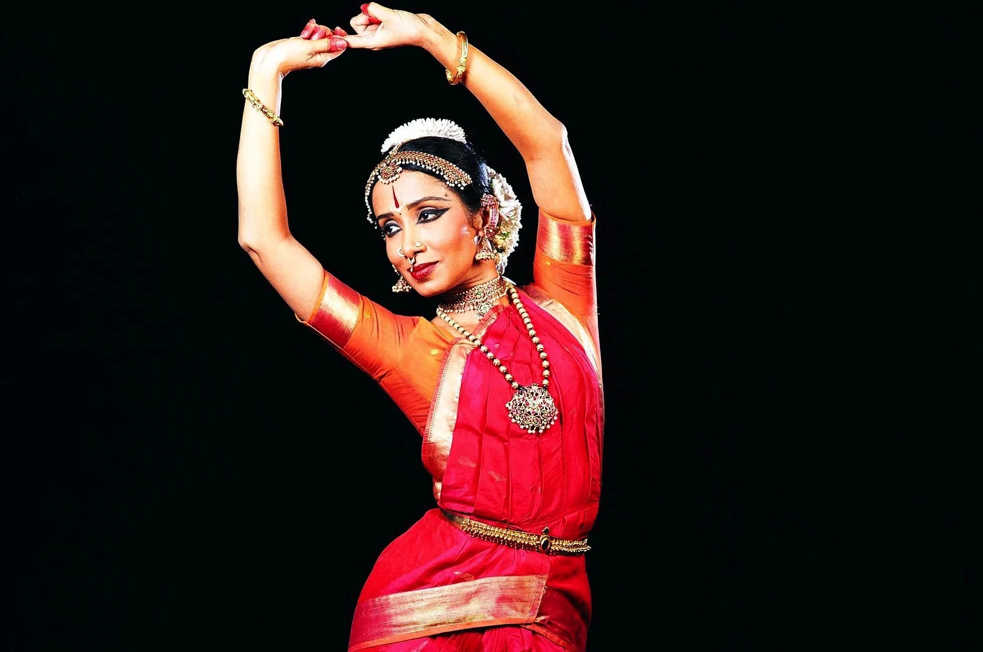 Star Tribune - Preview - Alarmél Valli Artist Talk & Performance