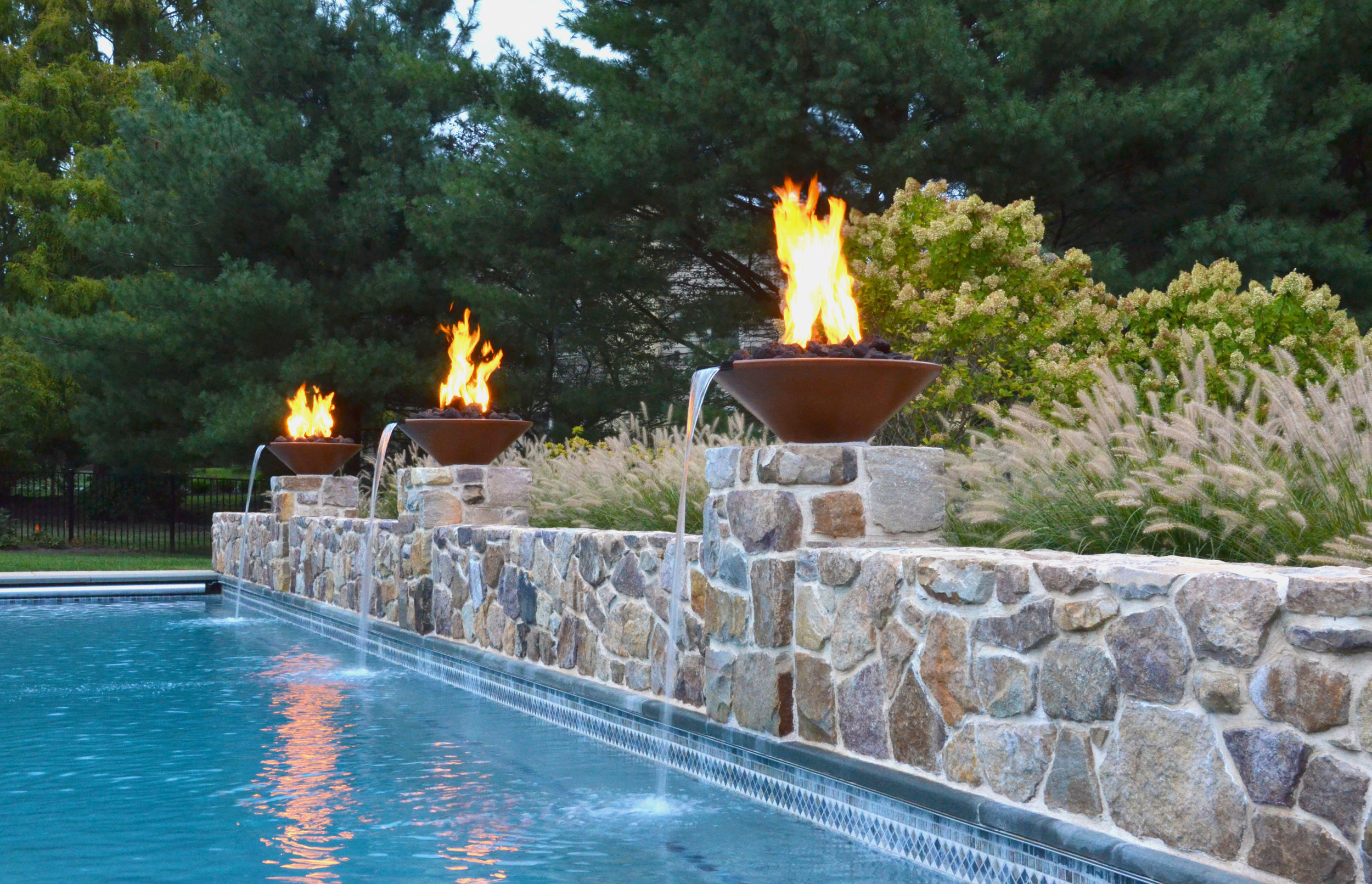 Pondworks_Backyard Retreat_fire and water_a.jpg