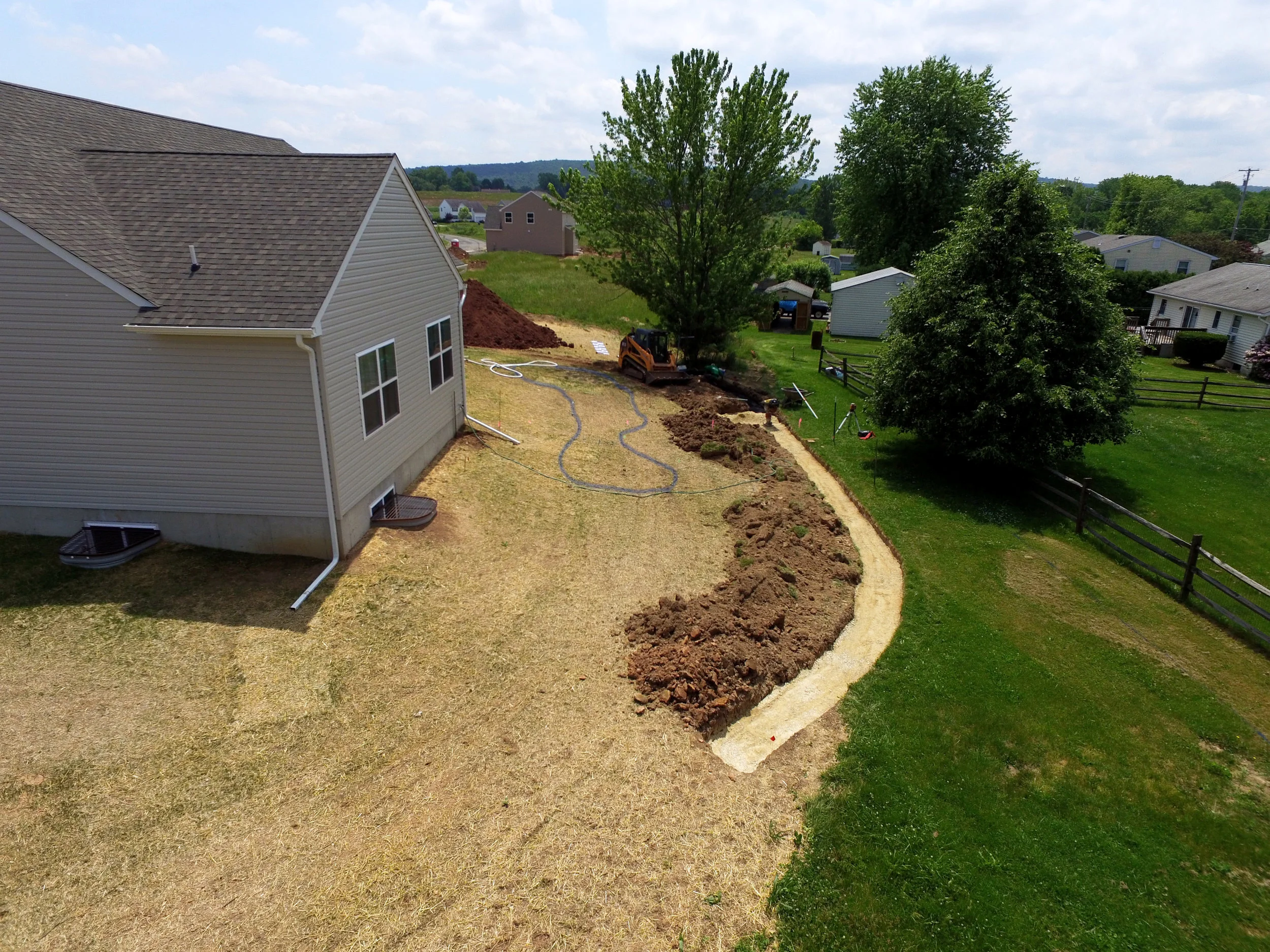 Pondworks_pond_construction_01.jpg