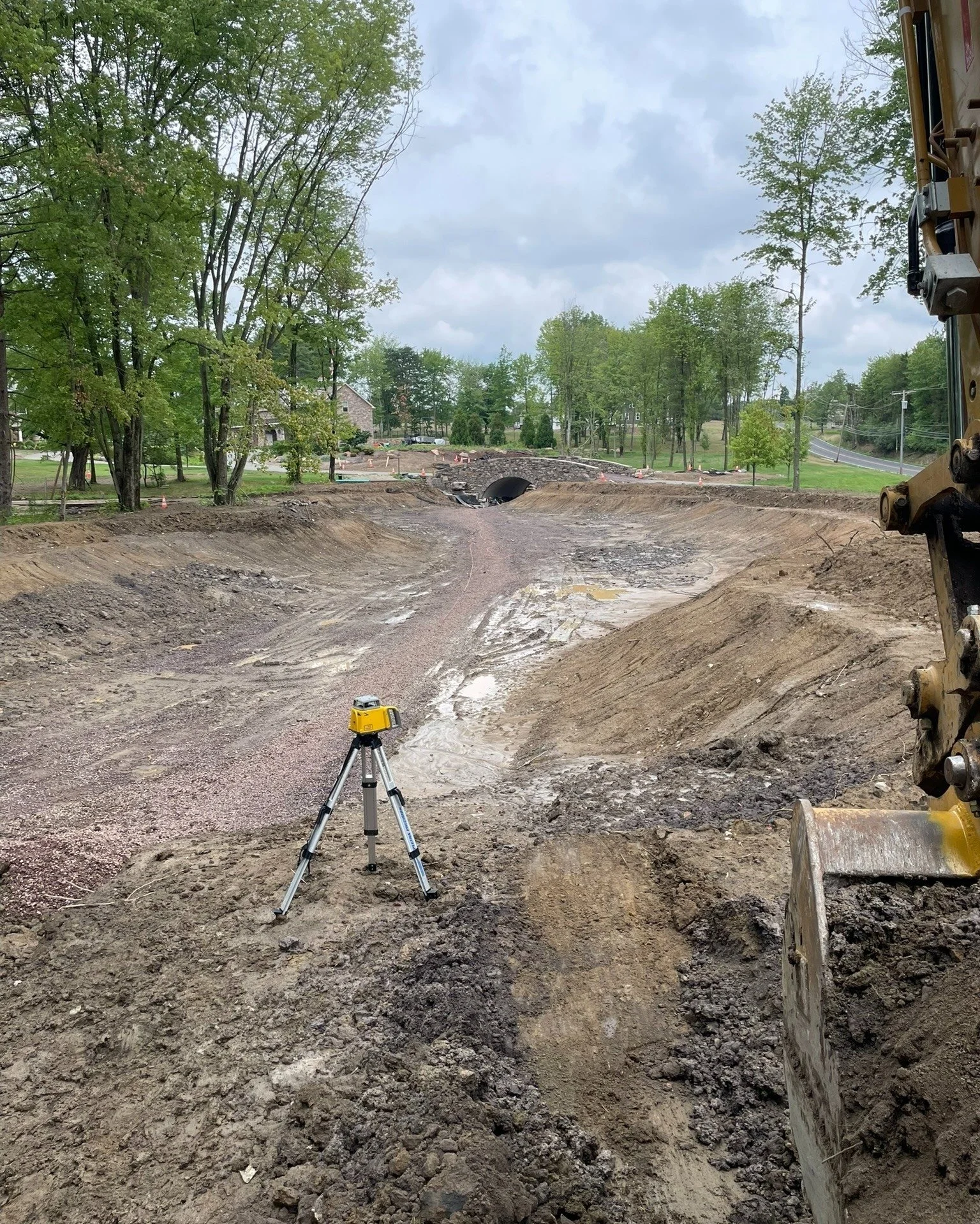 All the ponds on the upstream side of the bridge are ready for fabric and liner.