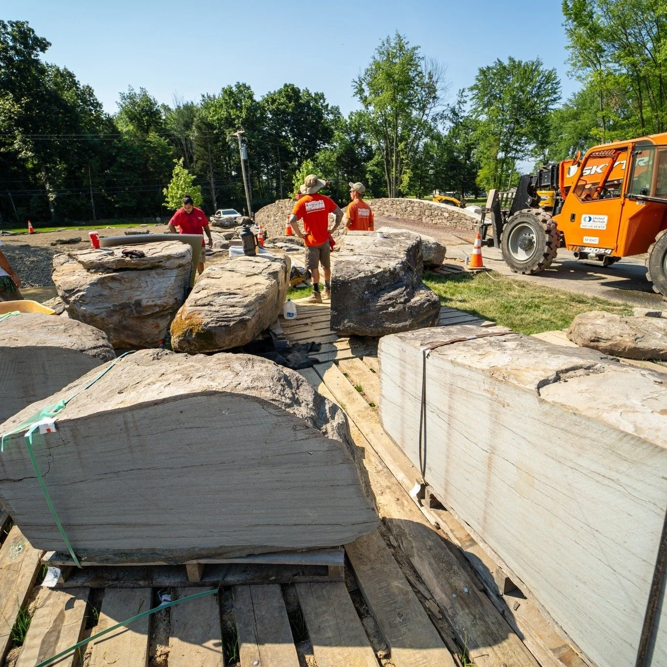 Rocking on the large waterfall. 

#ponddesign #coolponds #largeponds #farmpond #designbuild #backyardconcepts #montgomerycountypa #ProjectProgress #projectprogress #pond #pondworks_online #pondlife #pondview #PWLargePondandStream