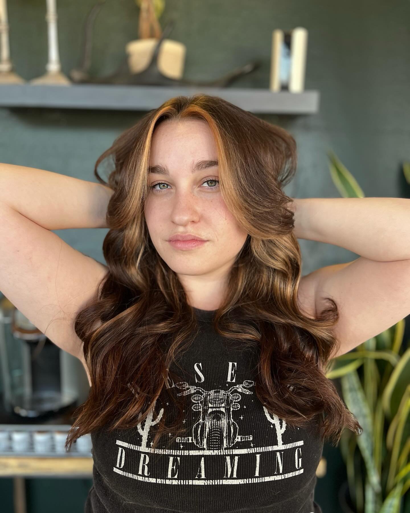 Caramel locks and baby blues, what&rsquo;s a better combo? ;)

@artistrybymikks back at it with her brunettes! Can we show some love for her or what??!!🤍

-
-
-
Call 505-883-9707 to book today!🤍
#hairgoals #explore #explorepage #abqhair #abqhairsty