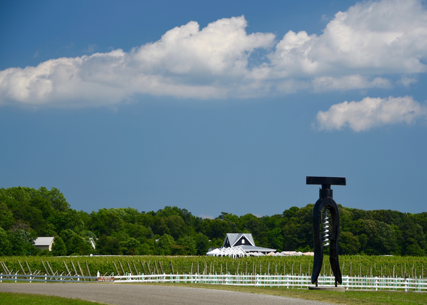 Dog &amp; Oyster Vineyard If you always wanted to know what the world's biggest wine key look like — here you go. It's in the Guinness Book of World Records!&nbsp;