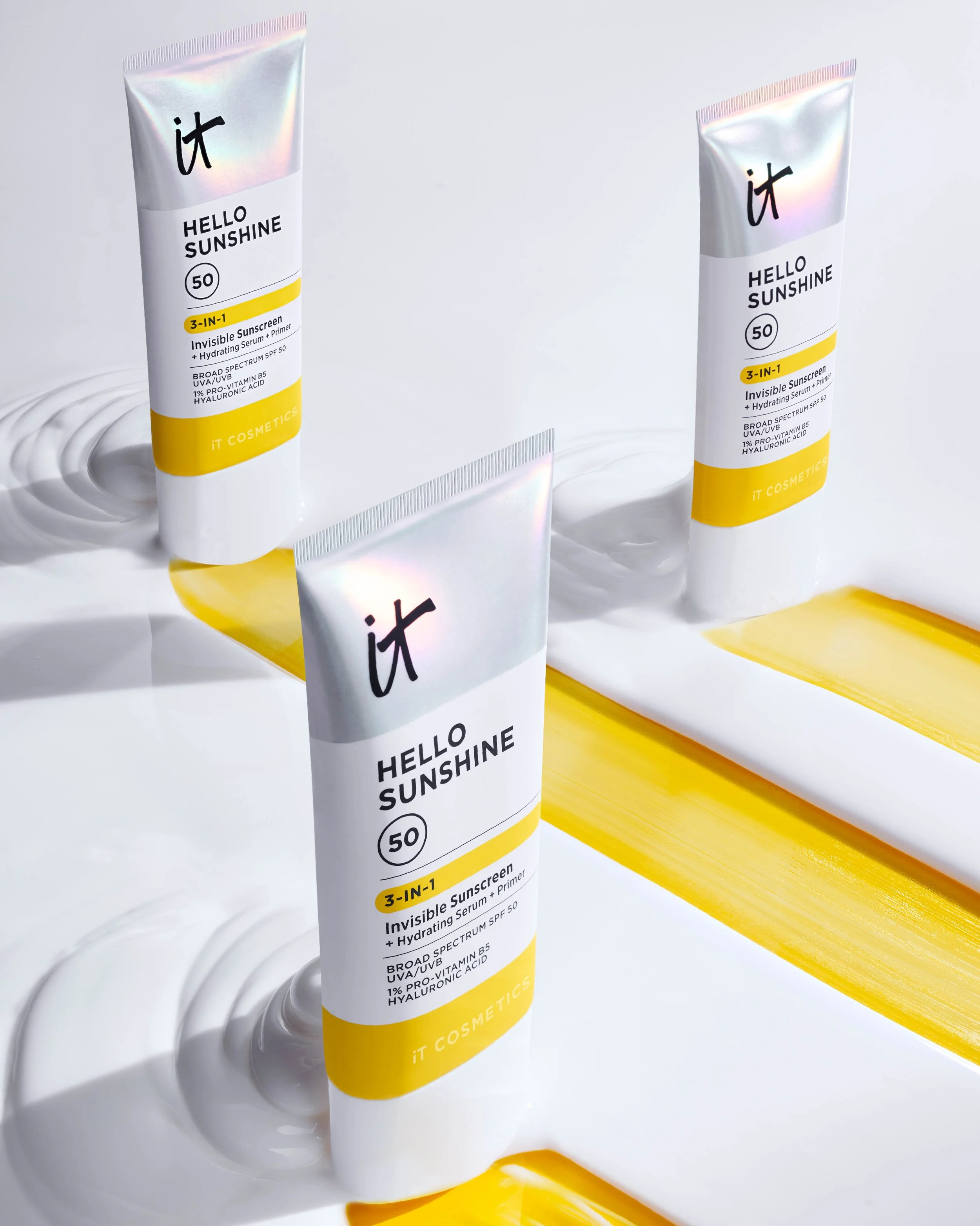 08_ITC-Social_2024_Hello Sunshine_3-1_in_Bottles_on_Texture_4x5_Crop_RGB_FIN.jpg