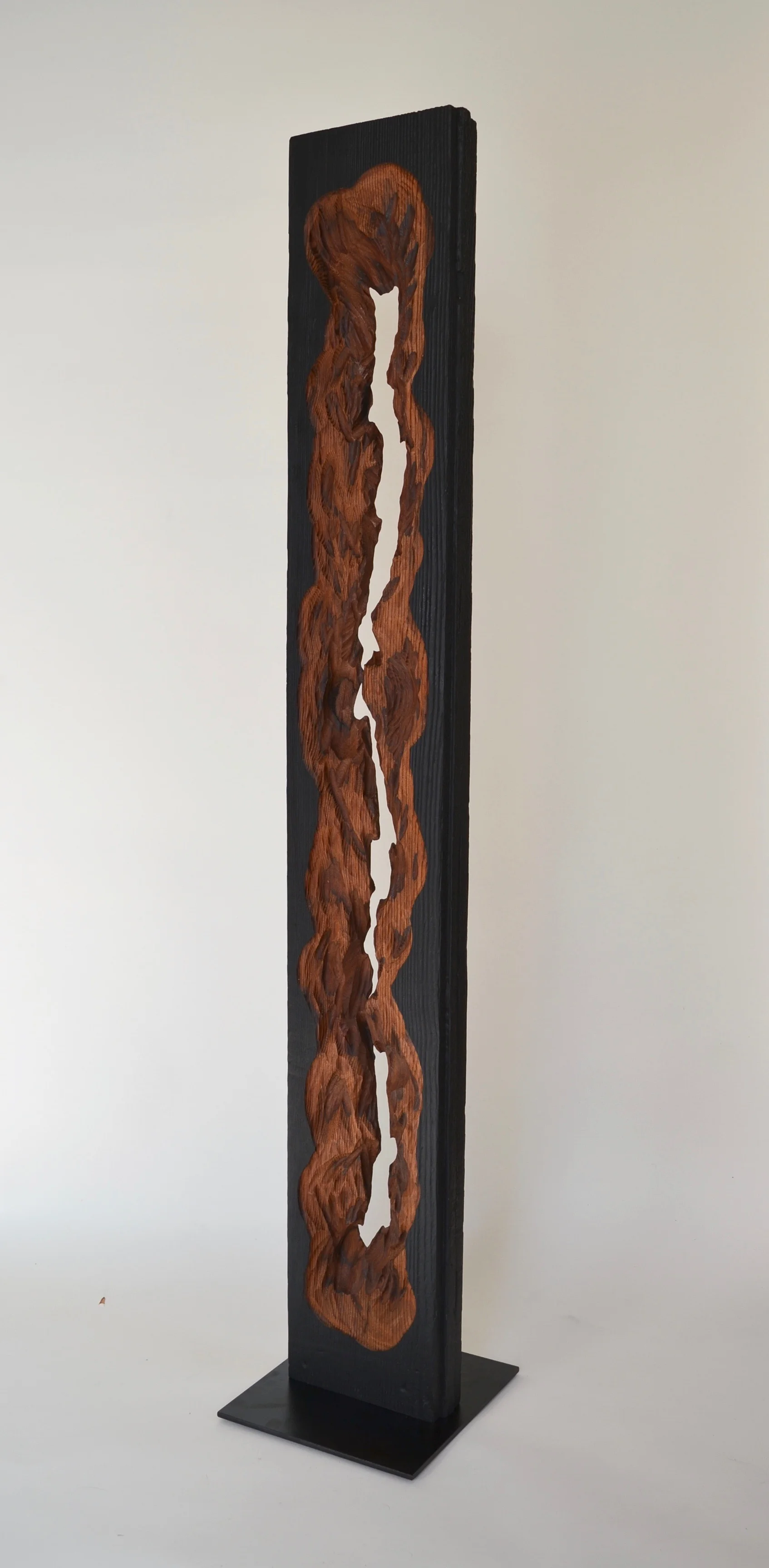 Discover - Room and Board San Francisco - Sculpture by Lutz Hornischer