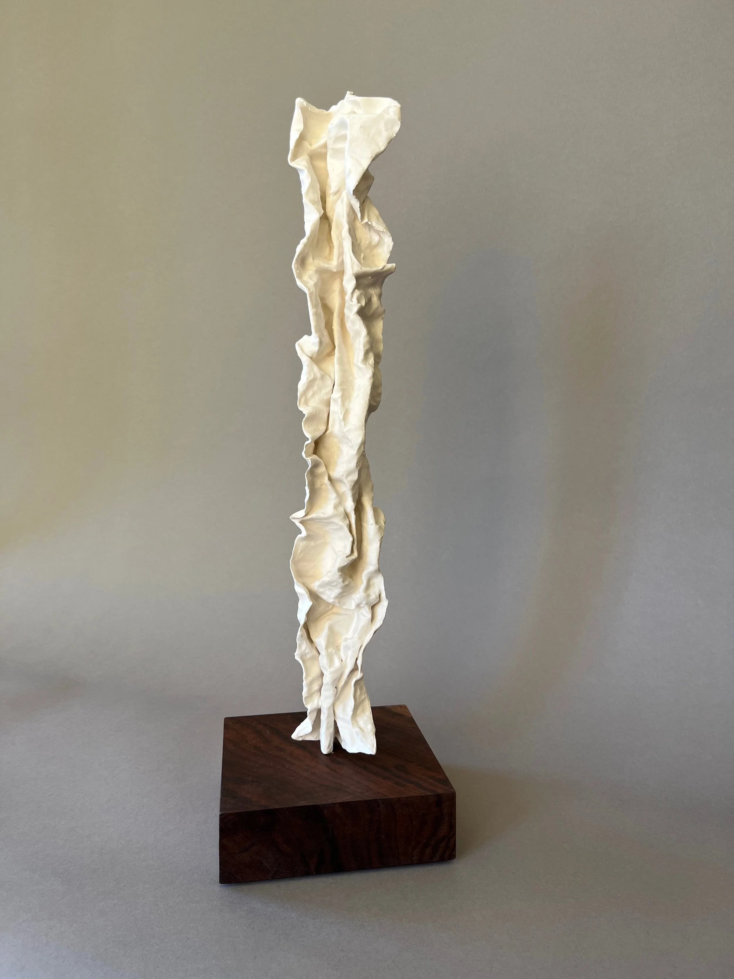 Elegance 2 plaster sculpture by Lutz Hornischer.jpeg