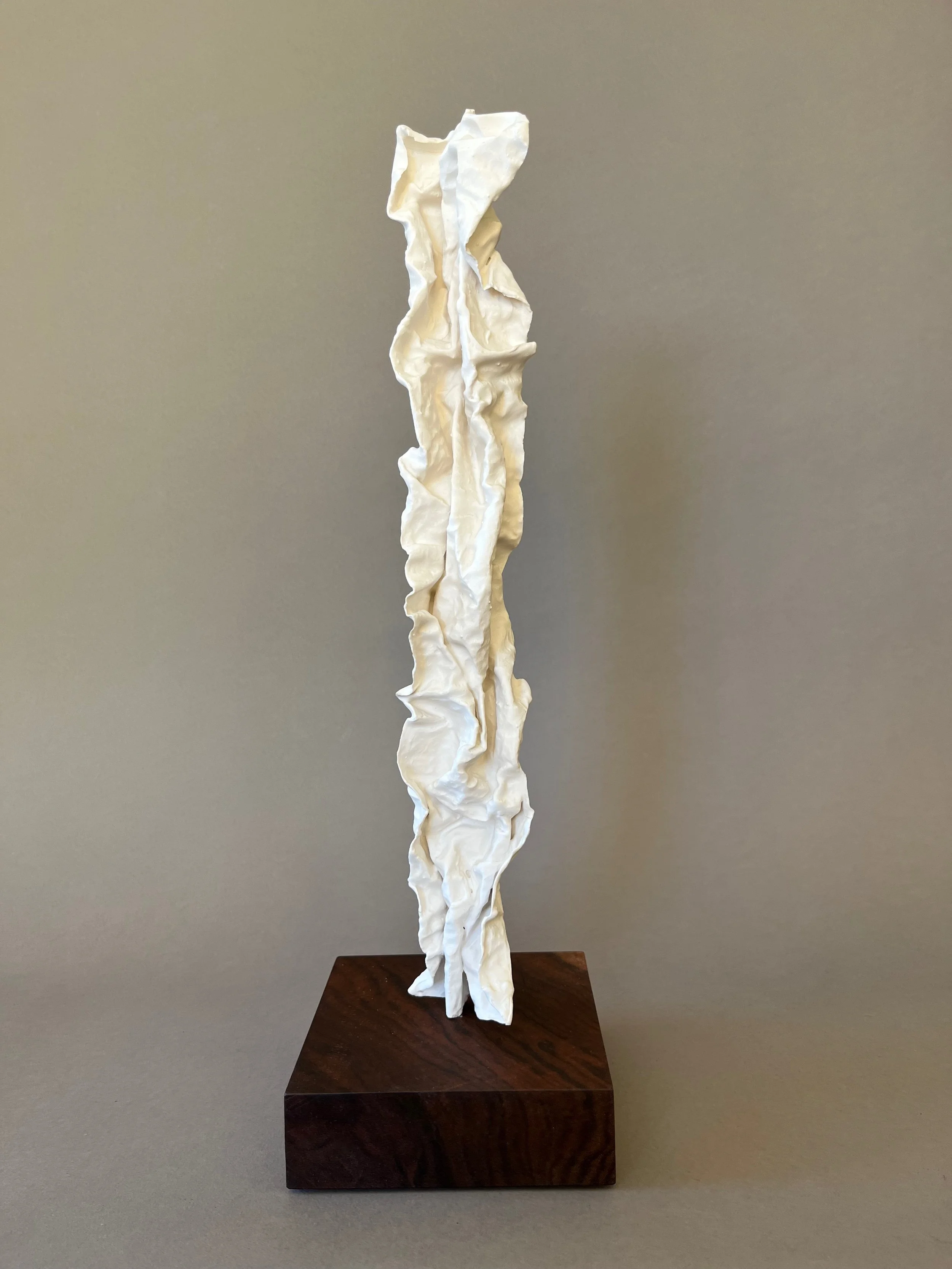 Elegance 4 plaster sculpture by Lutz Hornischer.jpeg