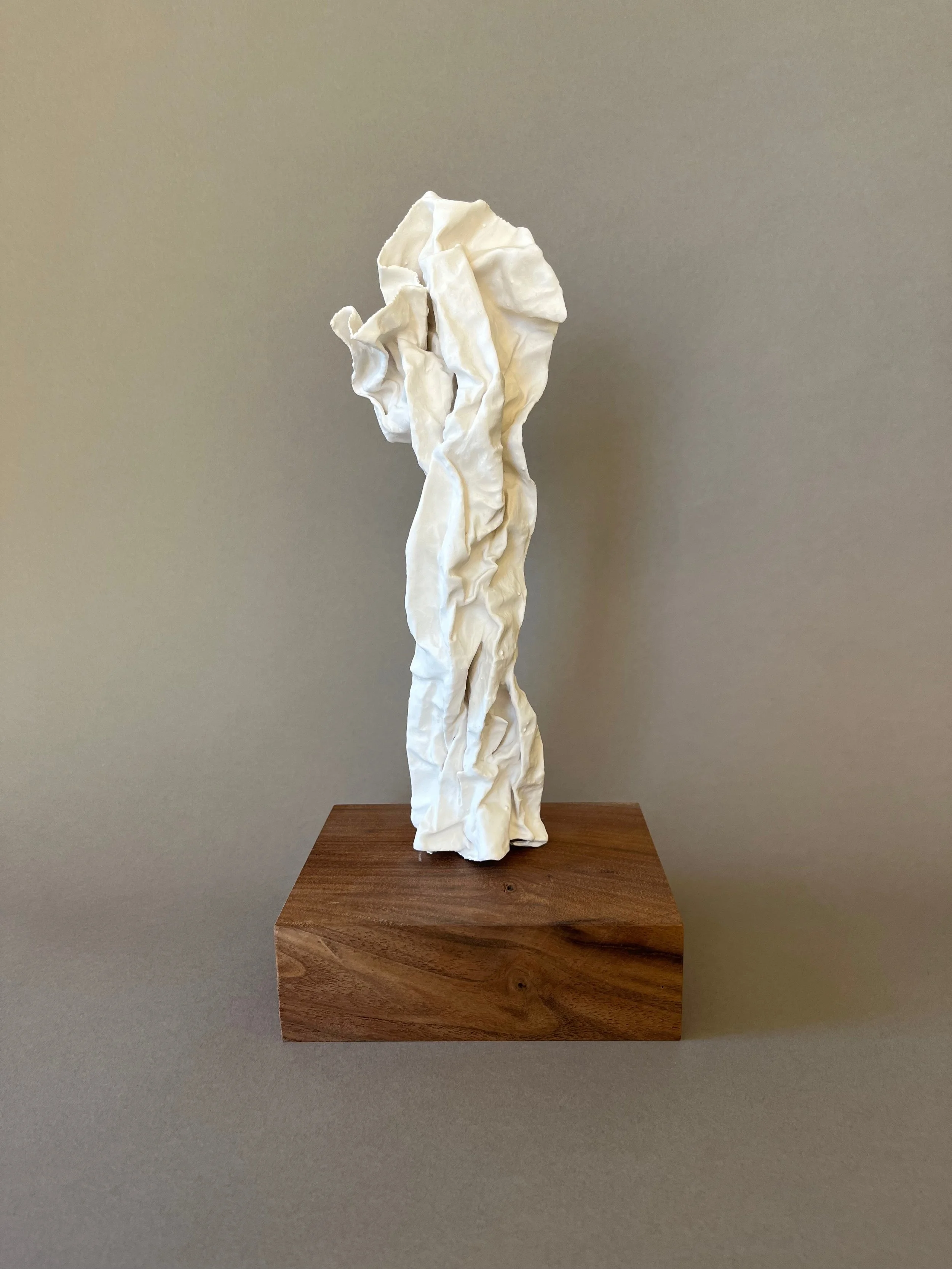 Grace 2 plaster sculpture by Lutz Hornischer.jpeg